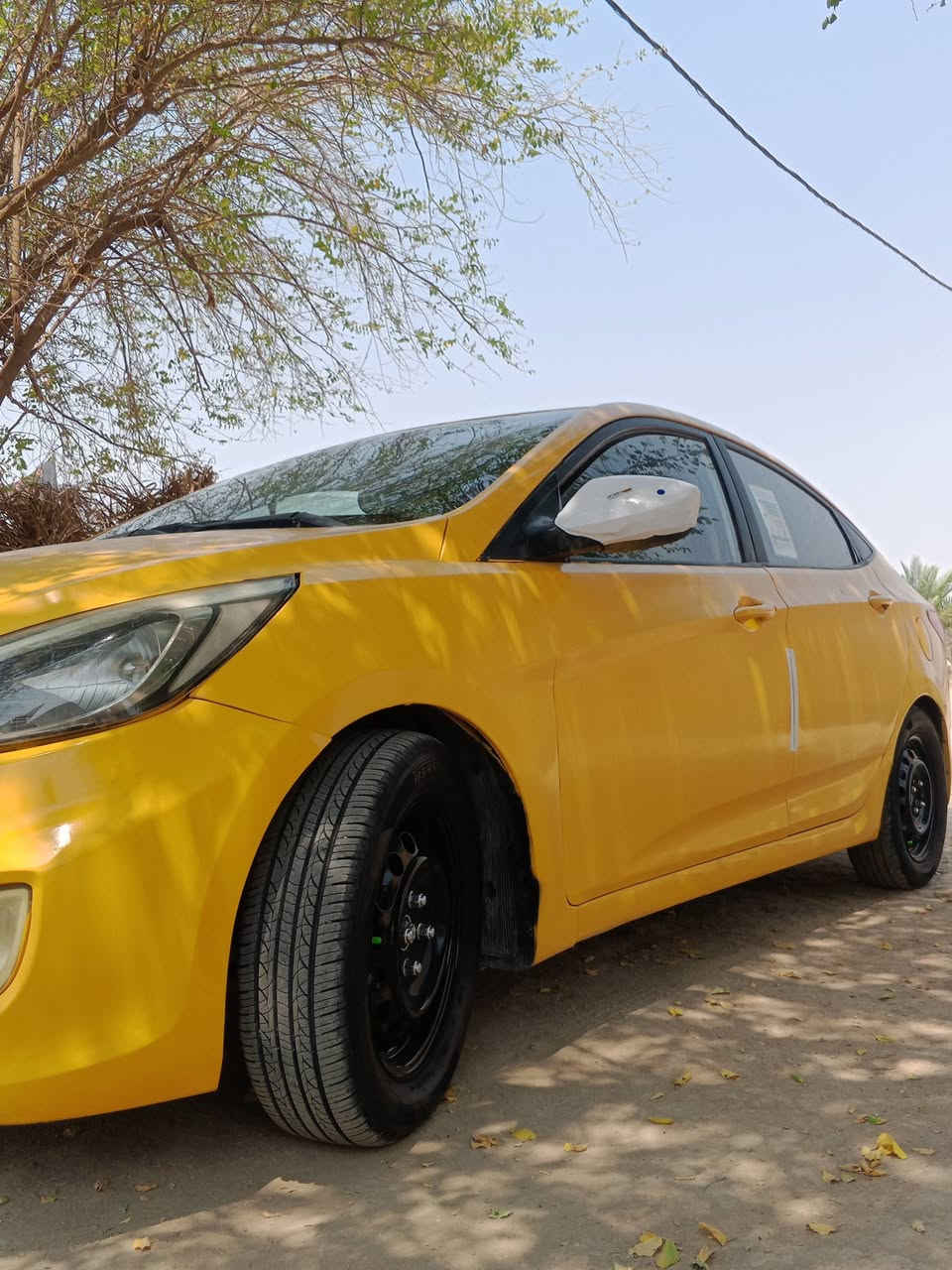 اكسنت موديل 13خليجي السياره أحله من الصور  مكينه 1600 كير حداديه تخم تاير تبريد شغال رقم نجف بسمنه. تحويل ثاني يوم  السياره مصفره هيئه وغرامات ولا ربع عليهه مكفوله من الضربه  السياره أحله من الصوره  والكصه والكلبه والتجيهه مدوشمه كشنات وأرضيه    مكان ديوانيه      ***********
