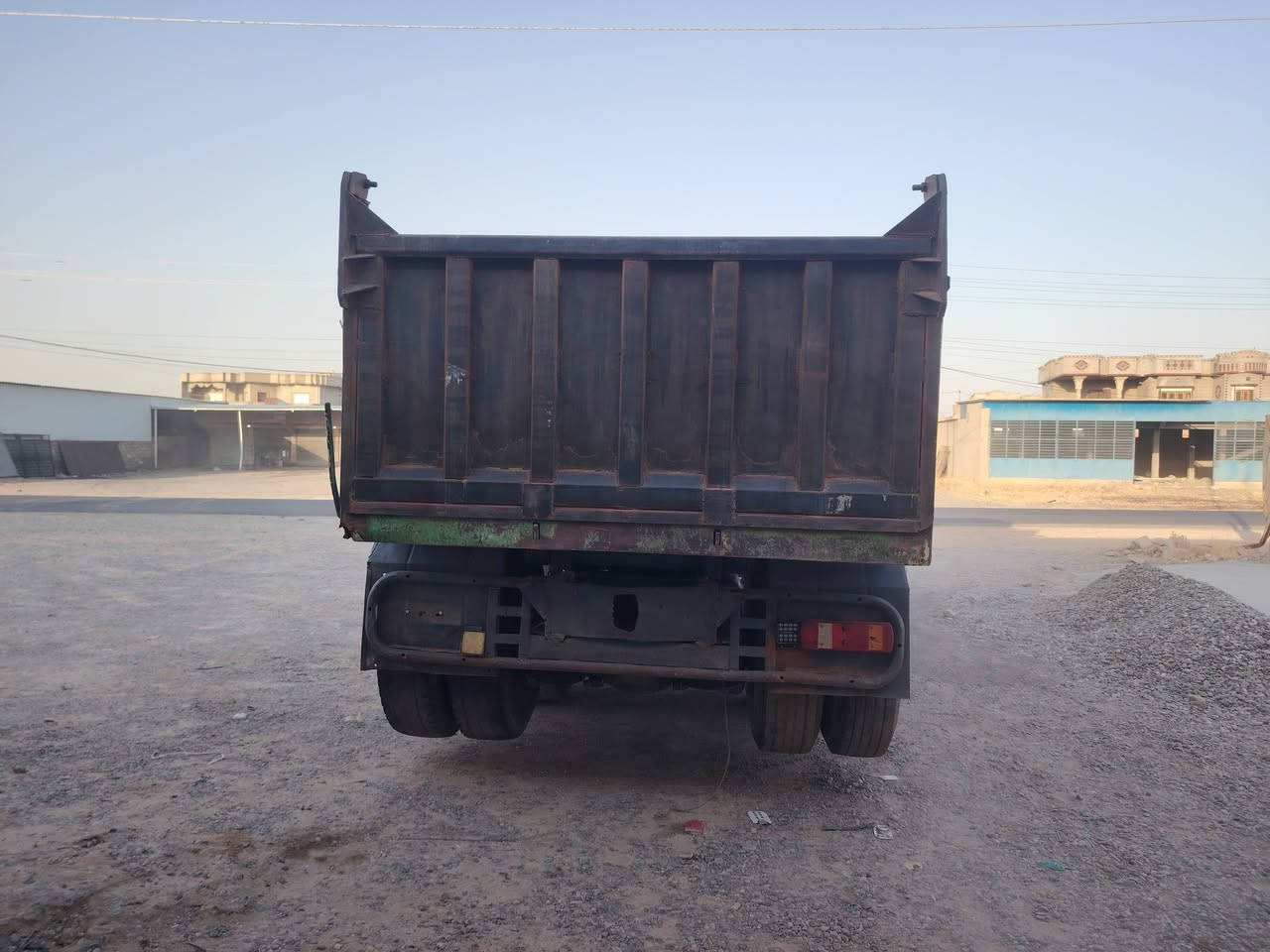 السلام عليكم
قلاب سكانيا موديل 1993 113 محرك 113 فحمي بم عادي كير 5 في 5 سنكل جوبلس محرك معمر جديد السياره  جاهزه على شغل رقم صلاح الدين فحص السعر 160 وبيها مجال مكان السياره الشرقاط الخضرانيه ***********

