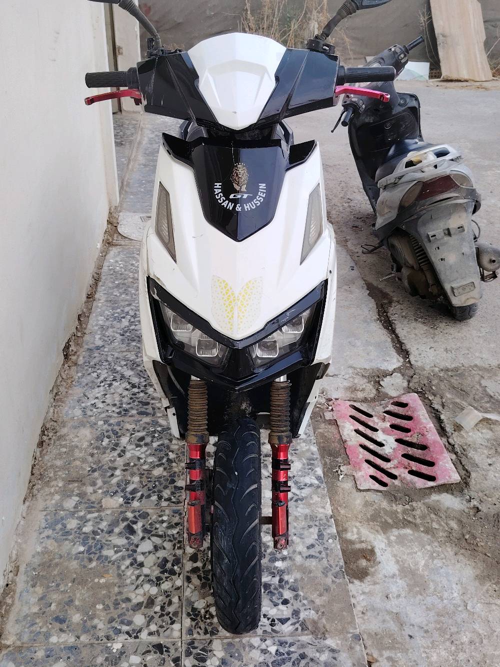 سكنس • موديل ٢٠٢٥ • مكلوبة
