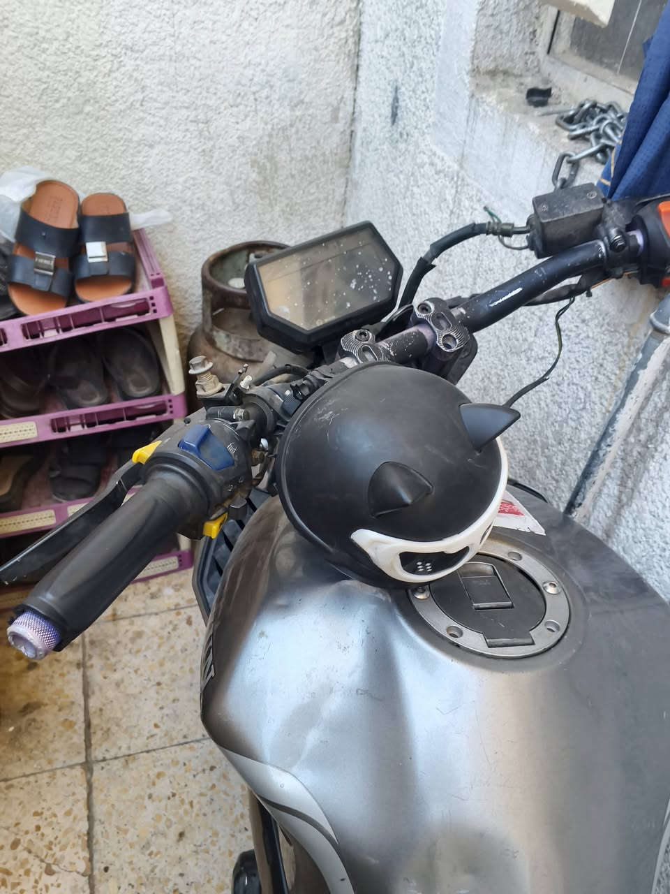 البيع بغداد شعب حي سومر تصال ***********
