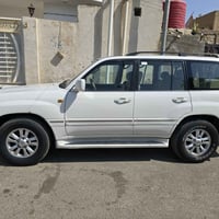 لاندكروزر • ٢٠٠٤ • ٦ سلندر ٤٥٠٠