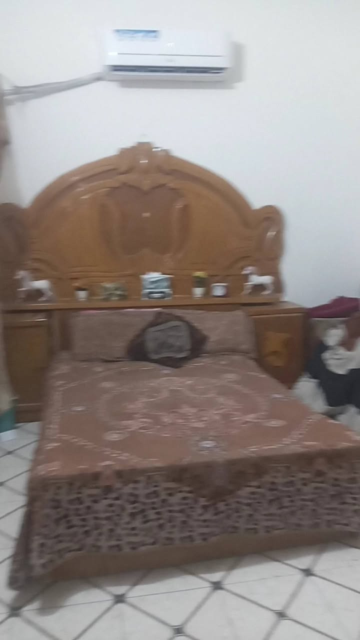 حي الفداى • طابق ونص • ٣ غرف