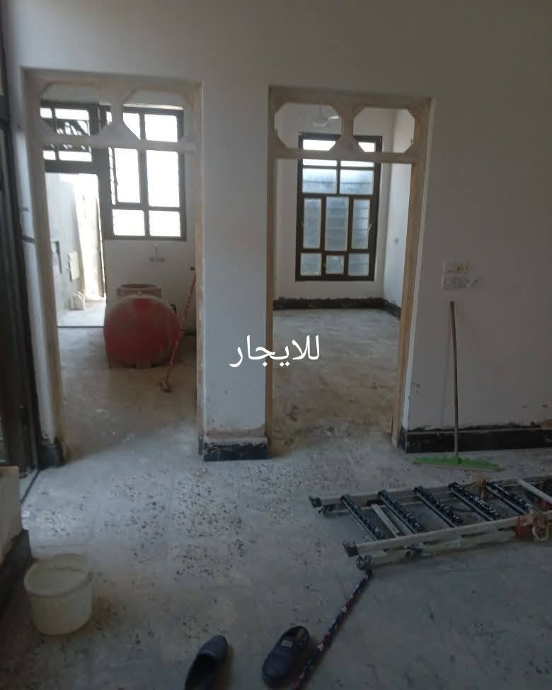 للايجار مشتمل طابقين 
الفلوجه حي الشهداء منطقة 19الف 
غرفتين نوم 
الايجار 350
***********
