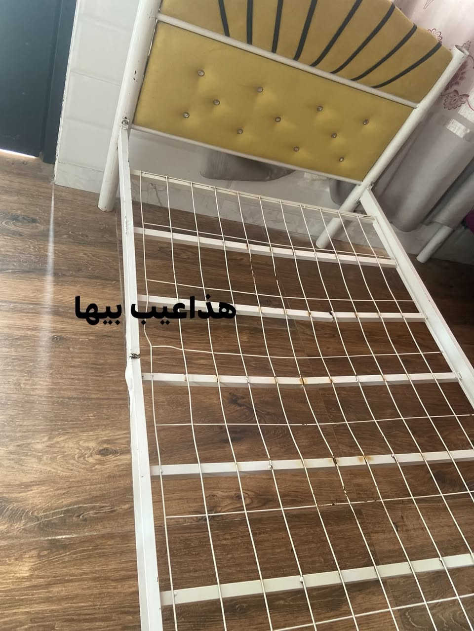 للبيع قريولات وحده نظيفة كلشي مابيهاو٢ عيبهم مبين بالصور اليريدهم يراسلني

نص مكتوب في الصور:
- هذا عيب بيها