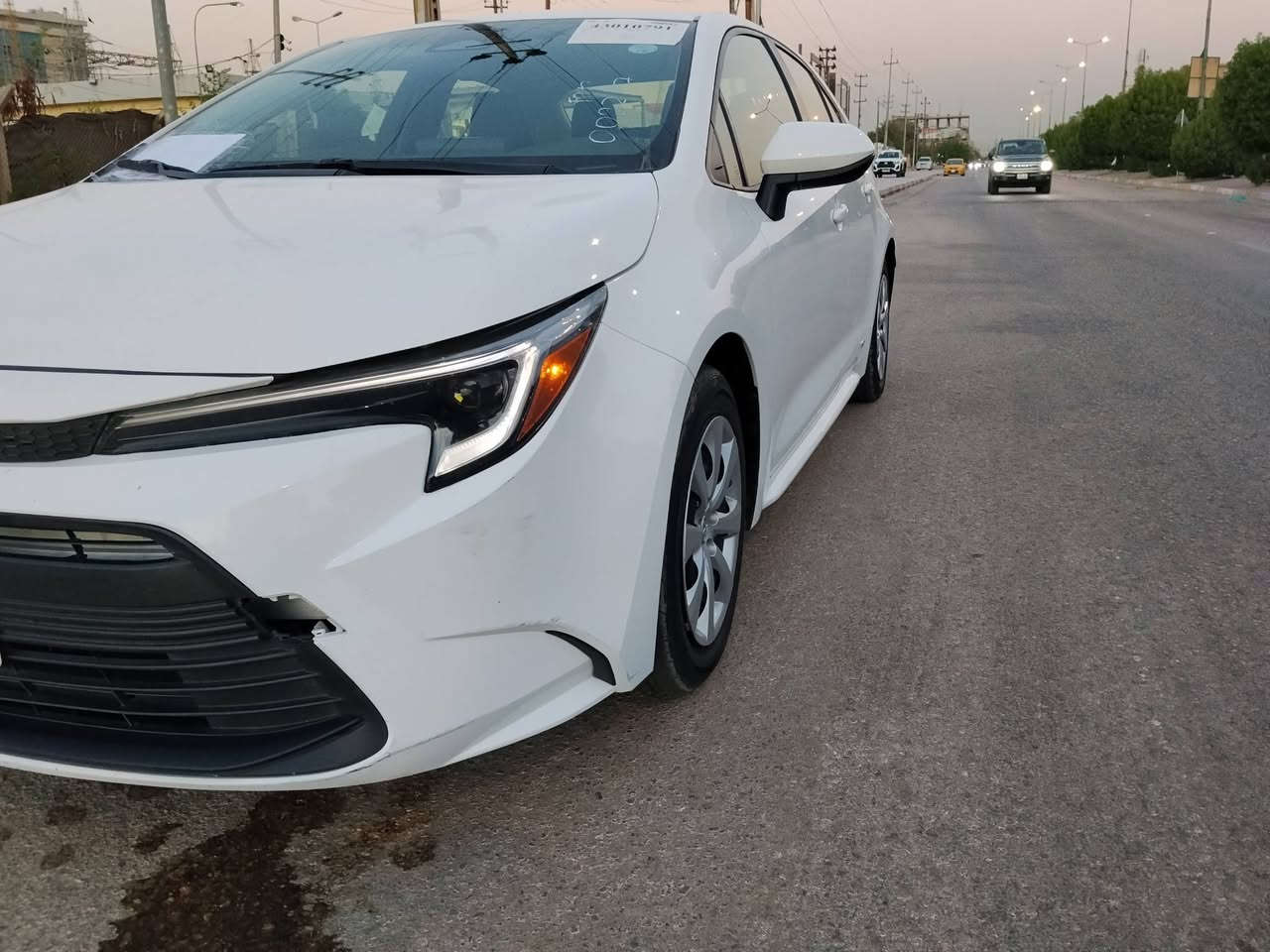 السلام عليكم كورلا هايبرد وارد امريكي موديل 2024 دخول جديد قبل يومين رقمته اربيل باسمي سياره جديه كلش جاهزه من كل نقص حادثه البنيد بدون دواخل ولا ايرباك راديترات وتبريد كله بلادي وقبق جنطه فقط والباقي كفاله مواصفاته 
رادار امامي
كامري 
هاند بريك بصمه 
توقف ذاتي
لد امامي
مثبت سرعه 
 نضام قياده Eco ونورمال 
وباقي مواصفات الLE المعروفه
سعره 154 وبيه شويه مجال الله يشهد عليه صارت باكثر من هذه السعر عليه عنواني كربلاء الحولي ***********
