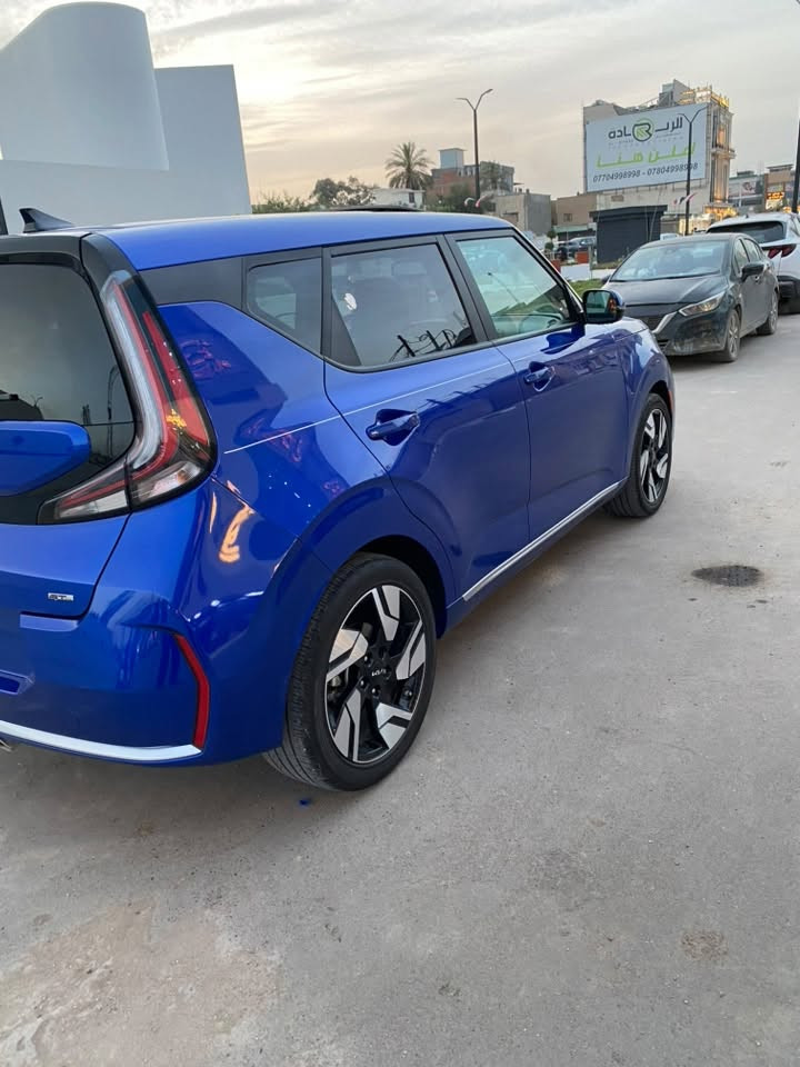 Kia soul Gt line 2024
اعلى فئة فوول  مواصفات 
حادثها بنيد مبدل وجاملغ نصه مصبوغ 
مكاني الحلة
***********
