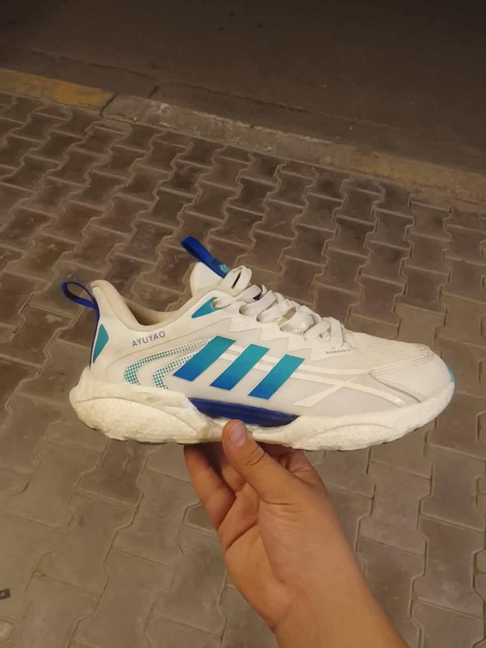 🔥🔥🔥🔥مجموعتنا الجديده
 أحذيه رياضيه مرنه بالتدريب مريحة للقدم 🔥👟👟
متوفره بأسعار  رائعه سعر الحذاء 23 مع التوصيل توصيل بغداد 3500 محافظات 4500

للتواصل واتس اب ***********
