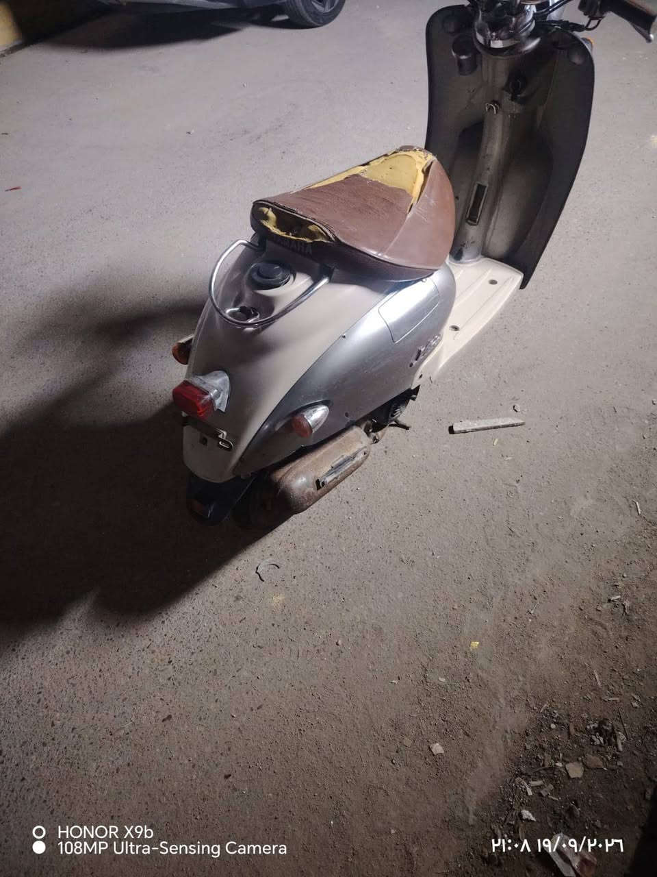دراجه مصريه سلف هندر لايت اشاير هورن مناقصه اي شي دراجه كفر اصلي وغراضه كله اصلي مكاني ناصريه مركز وهاذه رقمي ***********

نقصه بس باتري تشتغل هندر

دراجه مامفتوحه
سعره 300 مجاله بصيط

نص مكتوب في الصور:
- HONOR X9b 108MP Ultra-Sensing Camera 14:08 19/09/2026
- HONOR X9b 108MP Ultra-Sensing Camera 21:08 19/09/2026
- HONOR X9b 108MP Ultra-Sensing Camera ۱۴:۰۸ ۱۹/۰۹/۲۰۲۶
- HONOR X9b
- 108MP Ultra-Sensing Camera
- ٢١:٠٨ ١٩/٠٩/٢٠٢٦
- ٢١:٠٧ ١٩/٠٩/٢٠٢٦
- O HONOR X9b