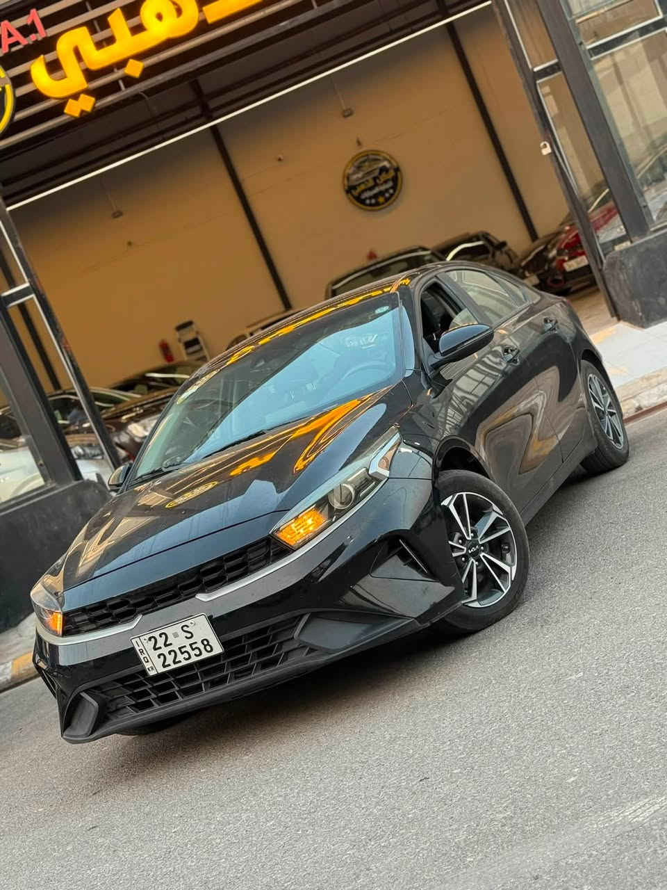 🚗 للبيع: كيا فورتي LXS موديل 2023
📍 مكان السيارة :  موصل مدينه المعارض الجديده 
معرض الركن الذهبي 
📞 للتواصل: واتس اب    ***********
                                              *********** 
🛠️ المحرك: 4 سلندر 2000 دوش المرغوب
السعر 131$🔥🔥🔥
⚙️ المواصفات:

• شاشة كبيرة وكاميرا
• CarPlay و android
• تحكمات ستيرن
• أوتو ستوب
• قيادة ذاتية
• تحديد سرعة وتحديد مسار
• رادارات أمامية وجانبية وخلفية
• مثبت سرعة
• مانع انزلاق
• 3 انضمة قيادة

⚠️ أضرار السيارة:
• بوند فقط 
بدووون دواخل ✅
بدووون ايربك ✅

📌 تفاصيل إضافية:

• لون السيارة اسود 
• الكير والمحرك بحالة ممتازة – شرط الفحص 
• صدر وخلف "بلادي"
• الرادار وحجر البيئة والكزوز  كلها أصلية
• السيارة بحالة ممتازة وبدون مصاريف
