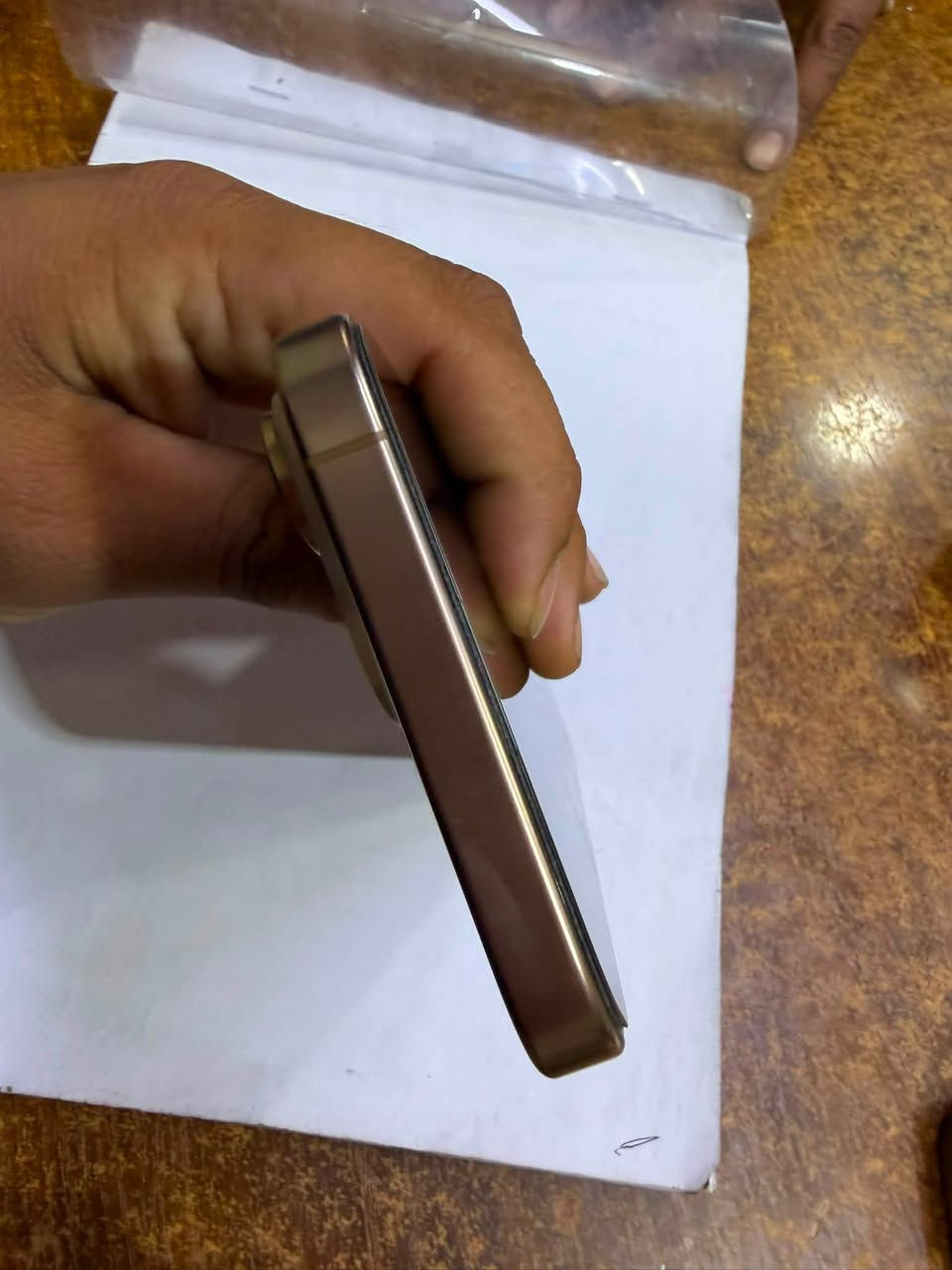 ايفون ١٦برو ماكس للبيع 
ذكره ٢٥٦
بطاريه ٩١
ملحقاته كامله الجهاز مكفول 
الجهاز ماستر 
السعر ١٢٧٥
مكاني بغداد الشعله 
الجهاز نضافه ١٠٠بل ١٠٠
***********￼
