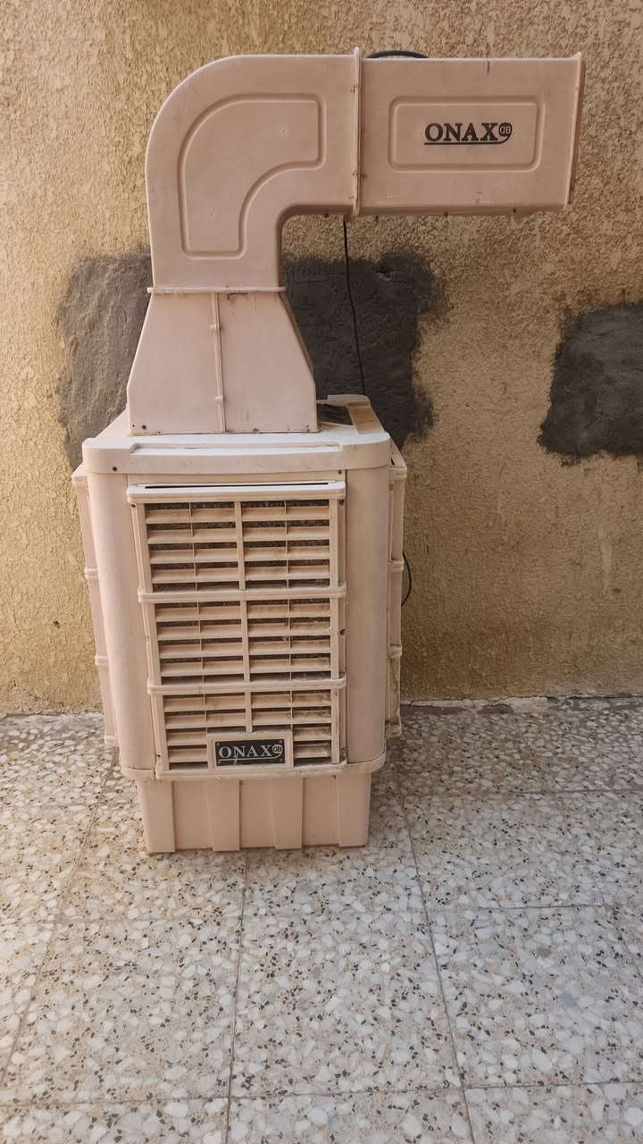 للبيع غساله شغاله نوع هيتاشي السعر ٦٥  برادات عدد ٣ شغالات بس ابيعك هل موجود سعر الواحد ١٥ ألف مبرده أم خرطوم نوع اونكس سعره ١٦٥ ألف شغاله نضيفه لستفسار عله خاص أو اتصال (***********)
