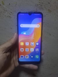 هونر 8A • موبايل
