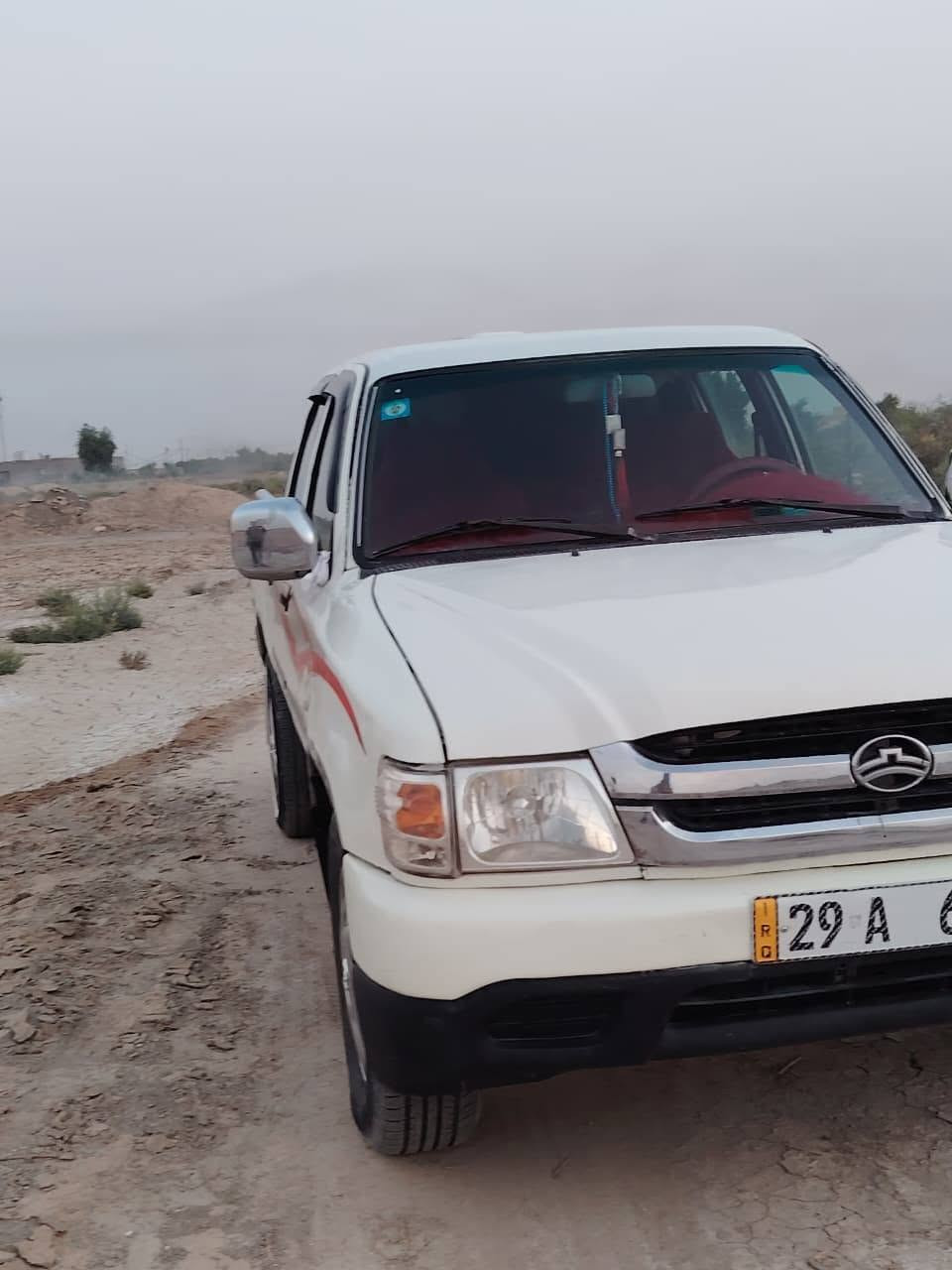 للبيع دير 2008 مكينه وكير واكسن وشاصي مكفولات رقم واسط سنويه لل2030 تحويل مباشر حداديه جديده تبريد شغال كهربائيات كله شغاله لايت زنون  صبغ عام
سياره ماذبلك عليه الف دينار جاهزه من كلشي
***********

