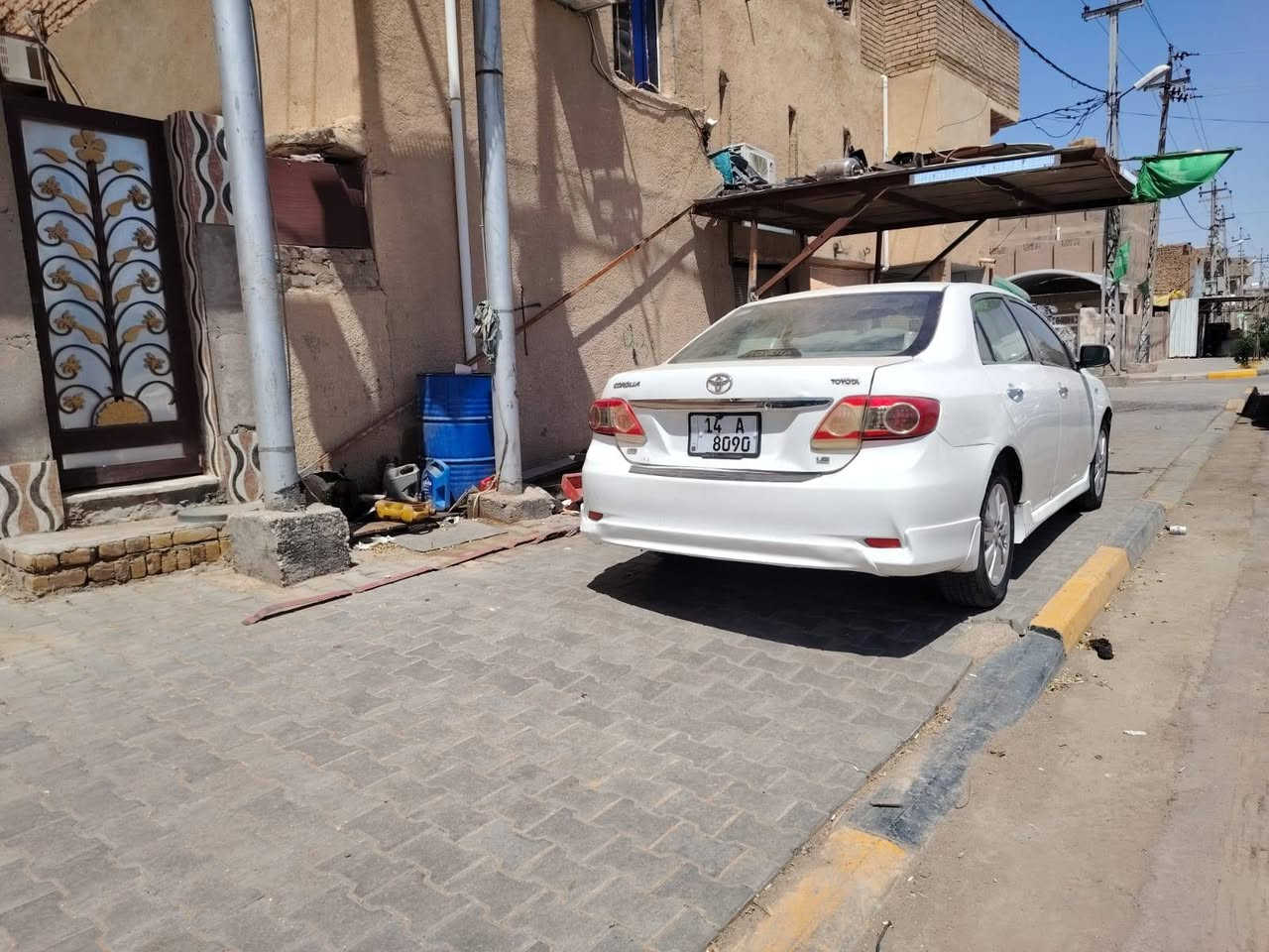 سلام عليكم كورلا بيكاجو للبيع سياره جاهزه من كل شيئ كير مكينه تخم تاير كلا جديد مكان كوت الشهداء للاستفسار ***********
