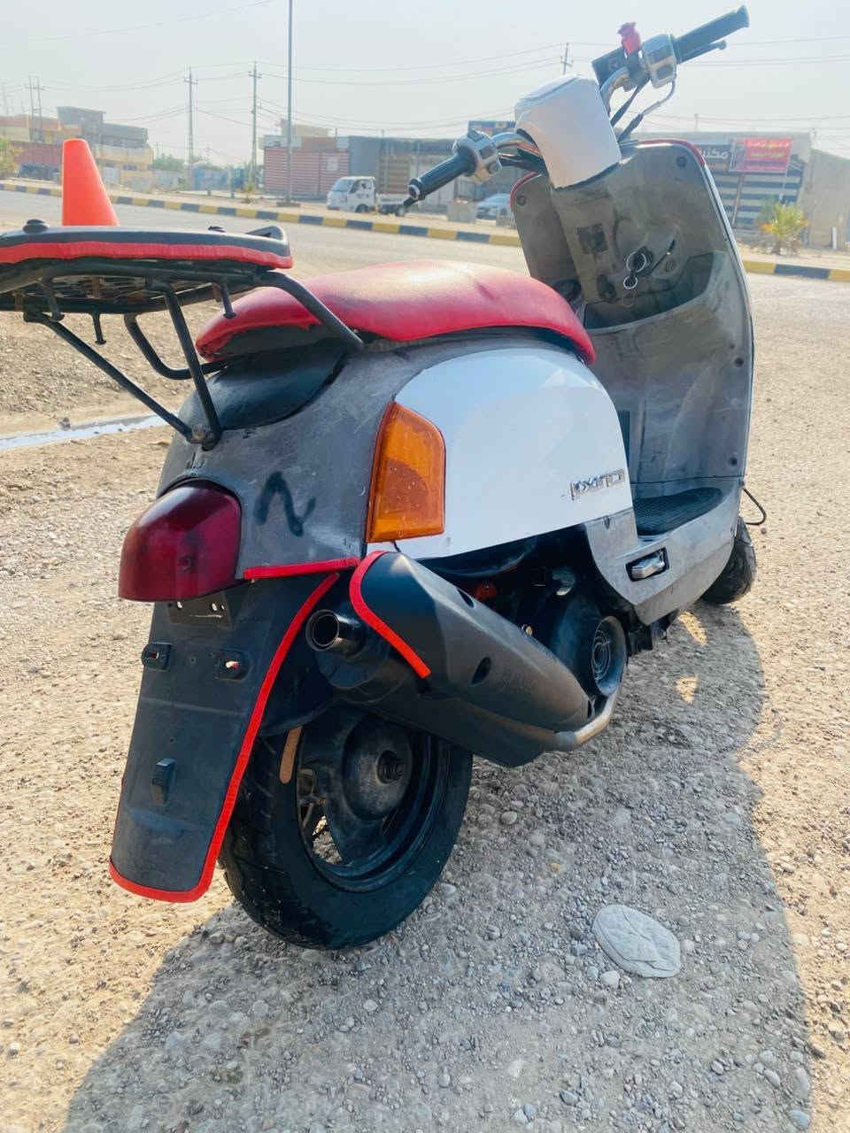 اللهم صلى عل محمد وآل محمد
#للبيع دراجة بوليس 2009🛵
دراجة خير من الله
#محرك_ناعم_وماتسمع_صوتة
كهربائيات شغالة 
لايت زنون
تخم تاير 
بريك خلفي شغال + بنز جديد
صالنصة FM رياضي
(سلف رياضي جديد شديته والدشلي والراجز والشخاطة كلة جدد )
#الدراجة_بلاديه

#السعر💵 600ألف وبيها مجال

#العنوان ديالى خان بني سعد
***********
***********
موجود واتساب
