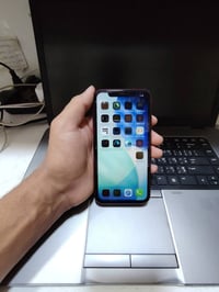 آيفون ١١ • ٦٤ • شاشة مبدلة