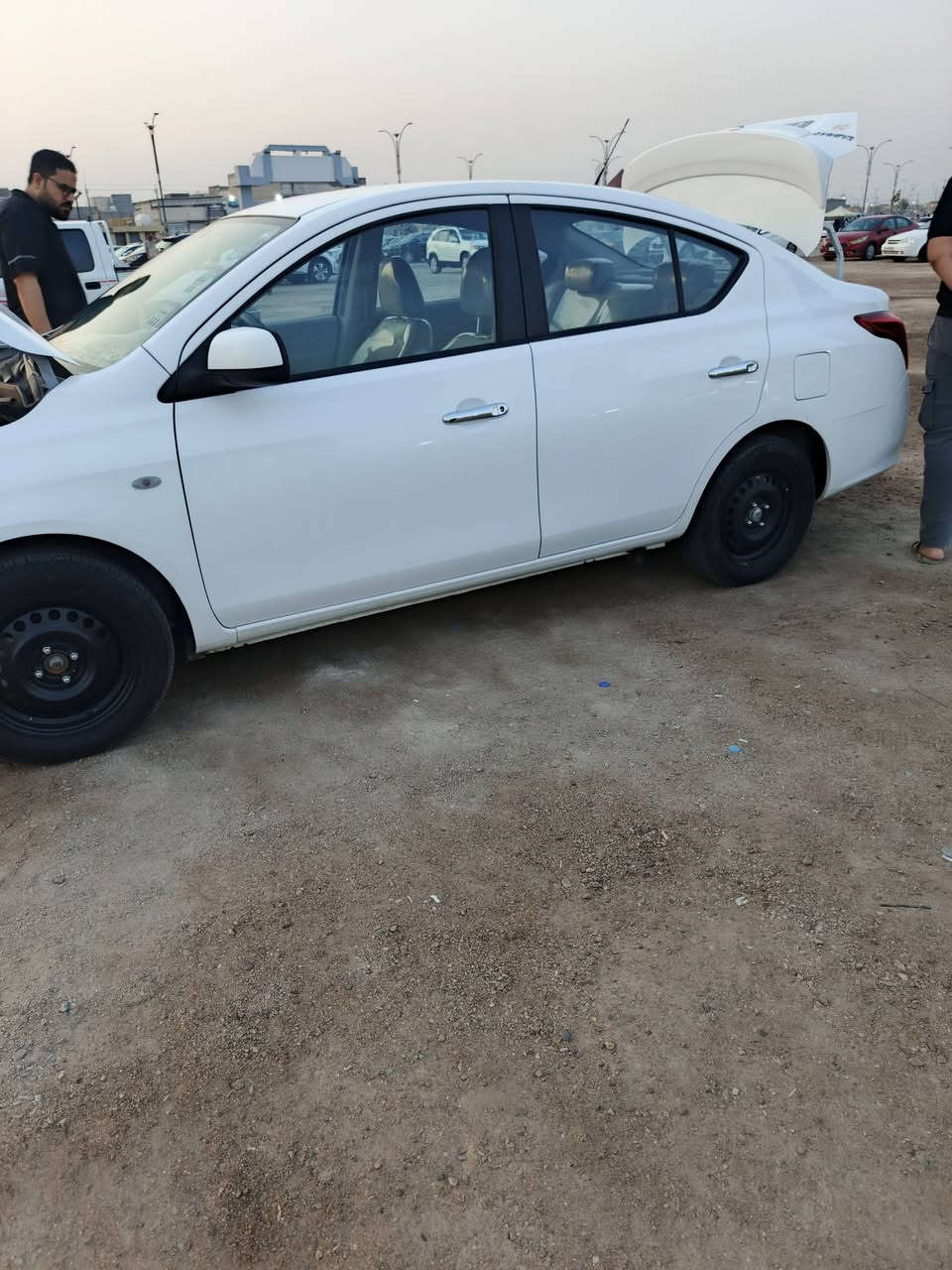 نيسان صني موديل 2024 كفاله عامه ماعده طخه صغيره ماشيه 50 سياره هندي كفاله تبريد حداديه تايرات جدد السعر 118وبيها مجال مكان بصره كرمه علي ***********
