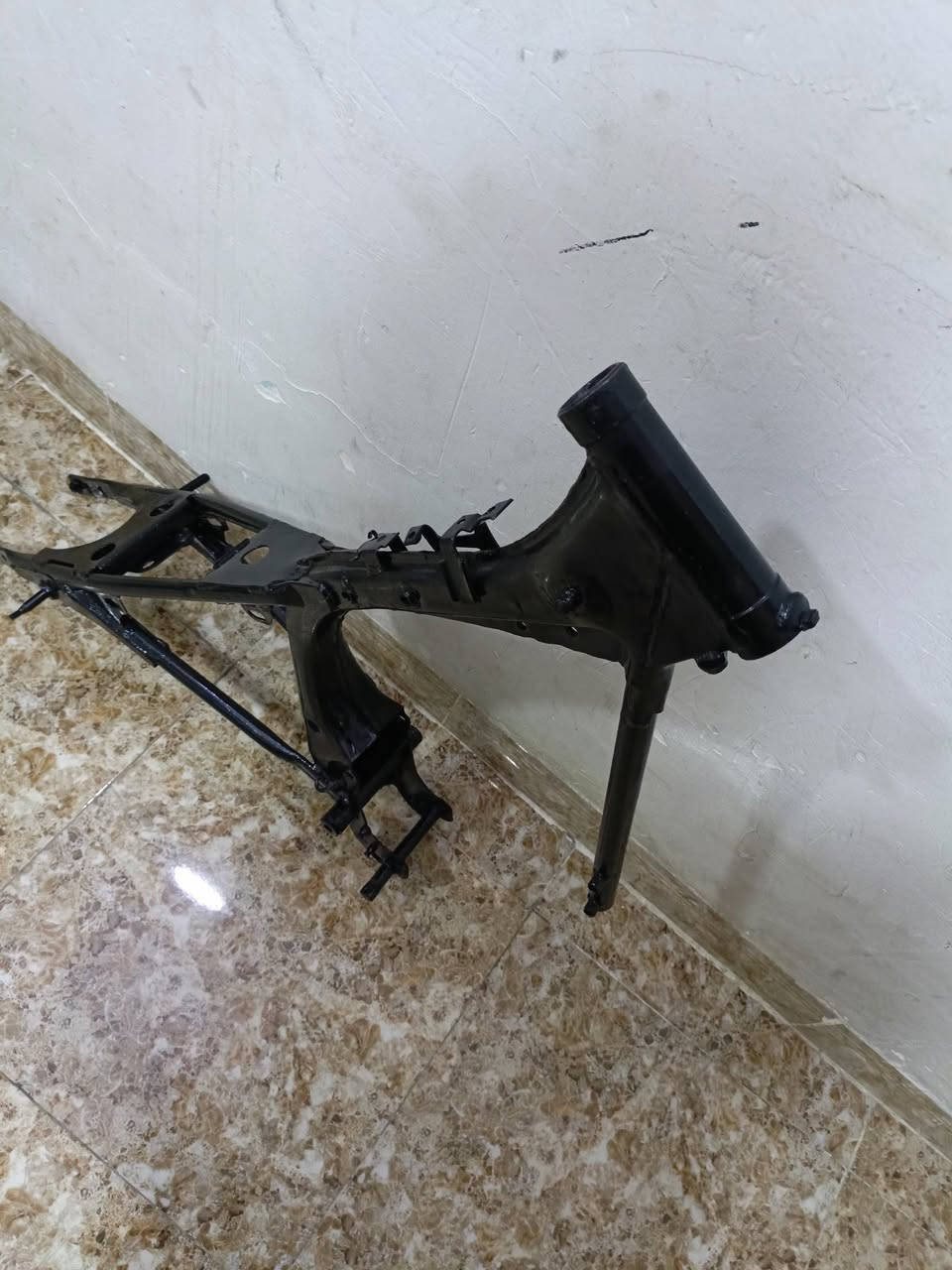 شاصي رفيع للبيع مال نامه البلاد موديل2013اي عيب مابي نضيف كلش اذه بي شي تأخذه ابلاش عيك بس جيب وه شد سعره 110بي مجال الطيبين رجان إذه مو شراي لدوخني هاذه رقم ***********خابرني بيك خير وه تدلل
