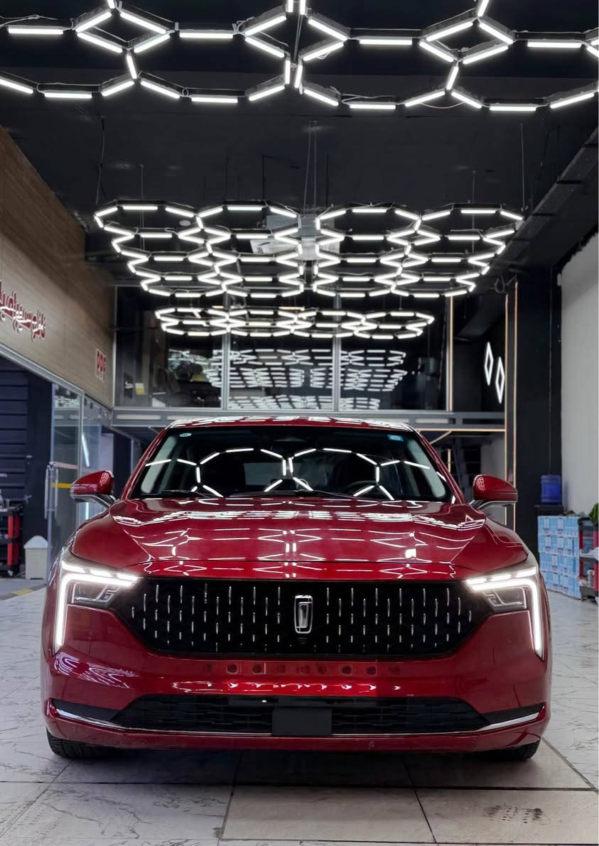 🚘 للبيع |نقد + اقساط بيستون B70 موديل 2023

✅ خليجي (وكالة) – ضمان 5 سنوات
✅ محرك 1.5 تيربو
✅ فول مواصفات (فل أوبشن)
✅ ممشى 54 ألف كم
أبرز المواصفات:
• لايتات LED مع تحكم بالمستوى
• رادار قراءة السرعة والمحافظة على المسار
• رادار جانبي + نقطة عمياء
• تبريد مقاعد
• مقاعد جلد أحمر كهربائية مع ميموري
• شاشات ديجتال + شحن لاسلكي
• كاميرات 360°
• حساسات أمامية وخلفية
• سايد بريك إلكتروني
• صندوق خلفي كهربائي
• سقف بانوراما
• مرايا كهربائية مع إشارات
• جنوط 18 إنج
• حساس ضغط الإطارات
• ABS + مانع انزلاق + فرامل طوارئ + فرامل تلقائية + تحذير تصادم أمامي
• وغيرها الكثير من المواصفات.

📄 رقم بغداد حر (شراء كاش وتحويل ثاني يوم).

💰 السعر: 150 (قابل للتفاوض البسيط).

💳 تتوفر إمكانية البيع بالأقساط حسب الاتفاق.

📞 للاستفسار: *********** بغداد, العراق

