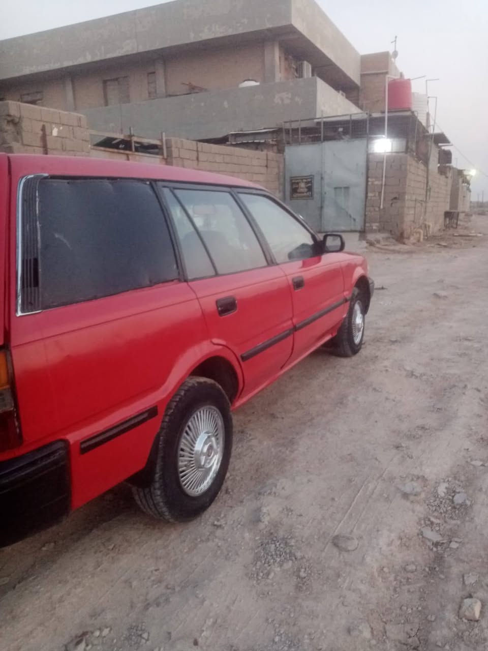سلام عليكم كورولا موديل 91 يسرا بلاد كيرو مكينه حداديه جديد تخم تاير جديد سعره 38الرغم***********
