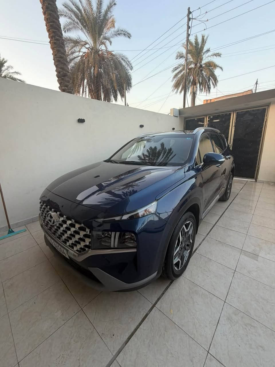 🔥 للبيع سنتافيه 2023 — فول الفول 🔥

🚘 موديل 2023
📍 ماشية 53 ألف كم
💎 فول مواصفات، فول الفول
🌙 بانوراما 
✨ مواصفات كاملة وتجهيز عالي
🎨 بيها 5 قطع صبغ حزام
🔥 مسويلها بواليش جديد وبكلفة عالية
🖤 نظافة وترتيب يفتح النفس

سيارة فخمة بكل معنى الكلمة، مواصفات كاملة وشكل راقي… واللي يعرف بالسنتافيه يعرف قيمة هاي السيارة 👑🔥 مكان السياره بغداد العامريه 

📞 — السعر والتفاصيل ‭***********‬
