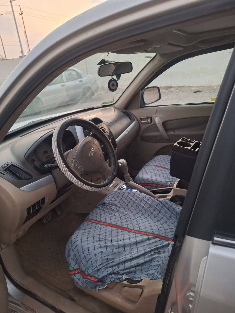 شيري اتيكو موديل ٢٠١٢ 
رقم بغداد سنوية جديدة 
رقم جديد
هزة جديدة
محرك وكير كورلا مكفولات
كهربائيات شغالة
شرط التحويل ودفع الغرامات 
مكان السيارة ديالى/جلولاء 
السعر53$ وبيها مجال
***********
