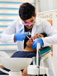 قلع اسنان • جذور متبقية • جامعة بابل