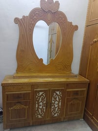 ميز تواليت • مرآة قلب • نقوش يدوية