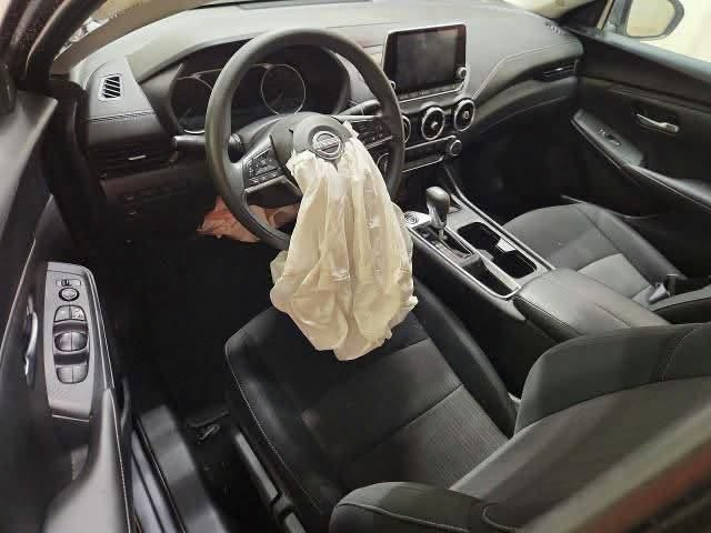 سلام عليكم
🚘 نيسان سنترا 2025 SV
🔹 المحرك: 2000 سي سي
🔹 الممشى: 28 ألف كم
🔹 شاشة
🔹 كاميرا خلفية
🔹 رادارات
🔹 تحكمات ستيرن
🔹 أوتو ستوب
🔹 السيارة وارد أمريكي
🔹 الحادث موضح بالصور
🔹 السيارة واصلة إلى عُمان
💰 السعر: 80 ورقة بعُمان
🏢 شركة فلاح أوتو للمزادات الأمريكية
📍 بغداد – اليرموك
📞 للاستفسار: ***********
