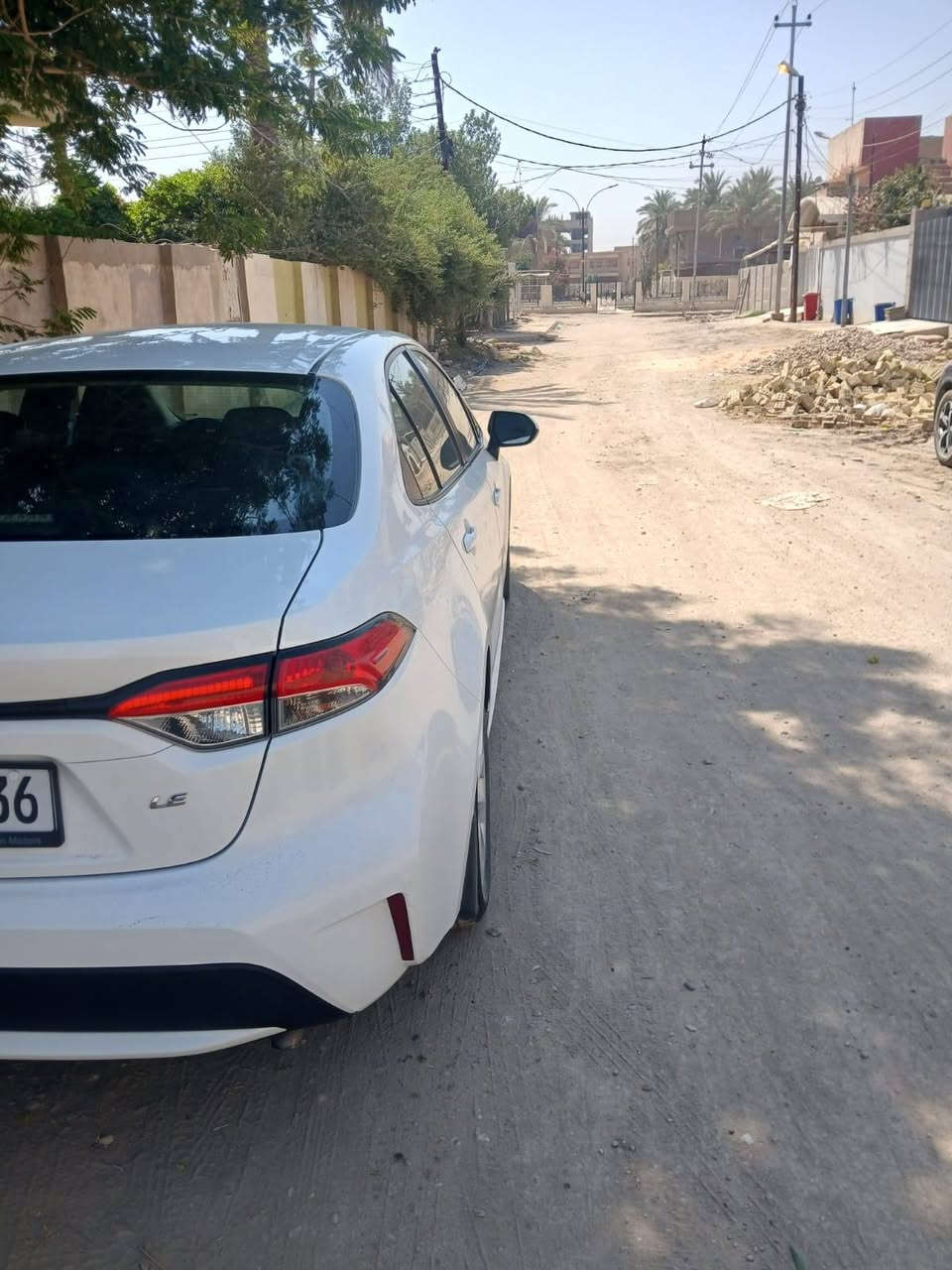موديل ٢٠٢٠  ماشيه 73 الف  موصفات فتحه وبصمه يعني فول انته تعرف موصفات الكورلا  بيه شخط من الجاملغ المامي الى الباب السايق امعدل عل بارد بدون دواخل   والباقي كله كفاله ومحرك 18 حلة, بابل
