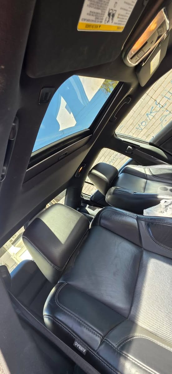 ﷽

جارجر امريكي sxt بلاص
موديل 2023
فورويل  4×4 
سعرر 210$  ورقة ومجال 
ضررها ( جاملغ  صبغ)
بدون دواخل
ايرباك سستم شركة 
ماشية  54 الف m
موصفاته👇
سلايت ( فتحة )
بصمه
ابواب بصمه
تشغيل عن بعد
كشن جلد
كشنات هيتر امامي خلفي  حار بارد
كشن خزن
ويل كروم 
شاشة 
كاميرا
العنوان موصل مدينه المعارض
***********
***********
