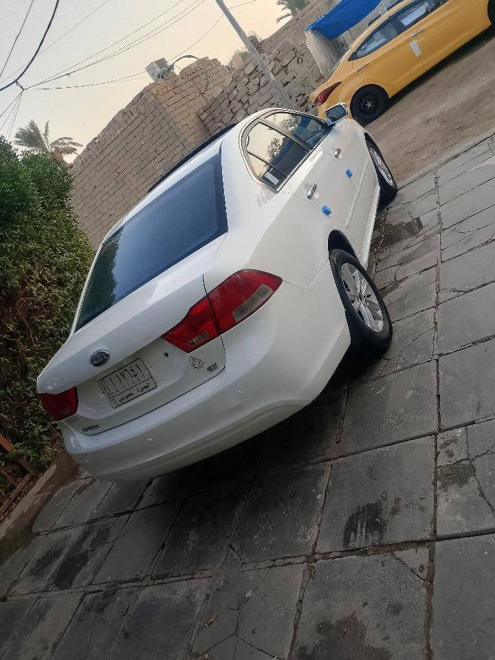 اوبتيمه 2009
رقم بصرة تحويل سنويه 

وارد خليجي تبديل جاملق وبنيد بدون عابر 

صبق داير خلفي أثر خياس 

محرك 2400محركه اوكير شرط 

تبريد حداديه تخم تاير جاهزه 

فول ماعده لبصمه مراوس اوبيع حسب لقناعه غير متواجد عل فيس ستفسار عل رقم*********** لسعر 103مكان ذي قار
