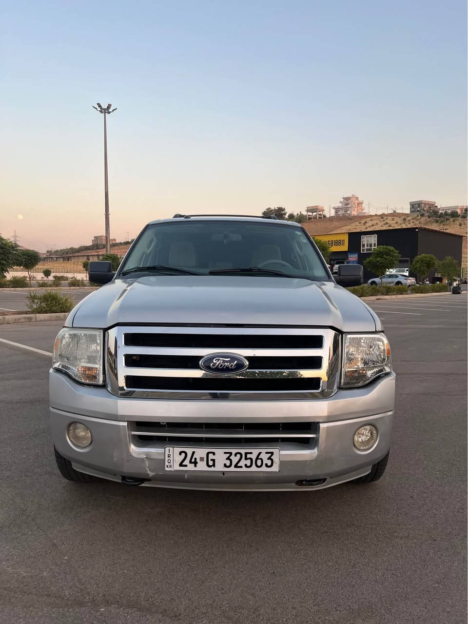 سعر 🔥🔥

فورد اكسبدشن. 
٢٠١٤
 سياره بمعنا كلمه جديده ايد واحد من شركة
ماشيه حقيقي ٧٠ الف كيلومتر 
فول فول مواصفات 
كلشي شرط كير محرك صبخ 
بيها بس بنيد مبدل شركة سبب شخوط 
مكان دهوك 
رقم سنوي جديد بسمي 
بس بيع بدون مراوس 
*********** 
واتساب موجود 
سعر ١٣٩$ قفل قفل بدون معامله رجاء 🔥 دهوك, العراق

