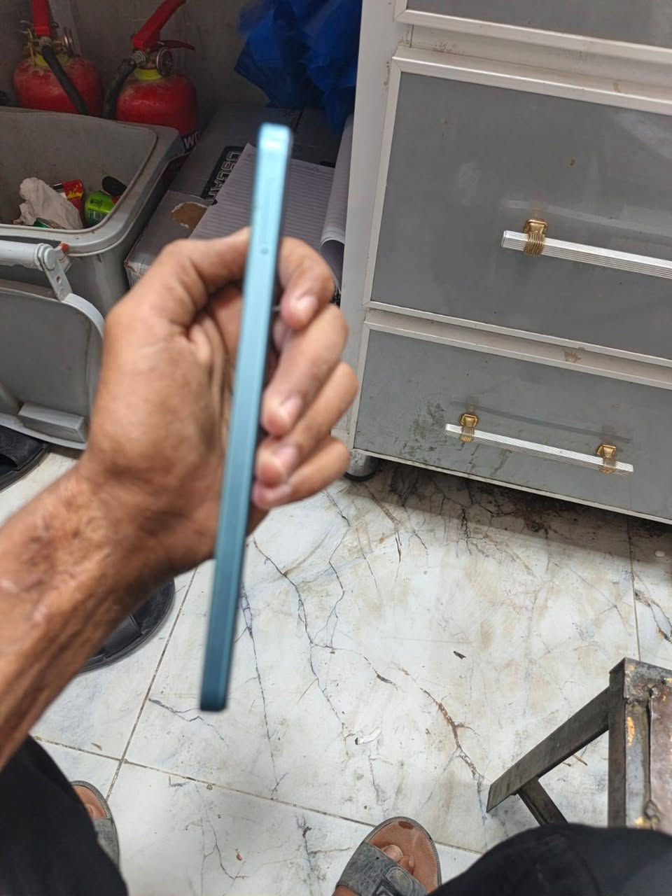 سلام عليكم عندي جهاز للبيع تكنو سبارك كو 2قطعه نضيفه الله شاهد صارلي شهر من ماخذة ذاكرة 64 وسلاسة حلوة بوبجي 40فريم للبيع السعر 150الف وبي مجال بسيط وتدلل وهذا رقمي بي واتس *********** واني خادم
