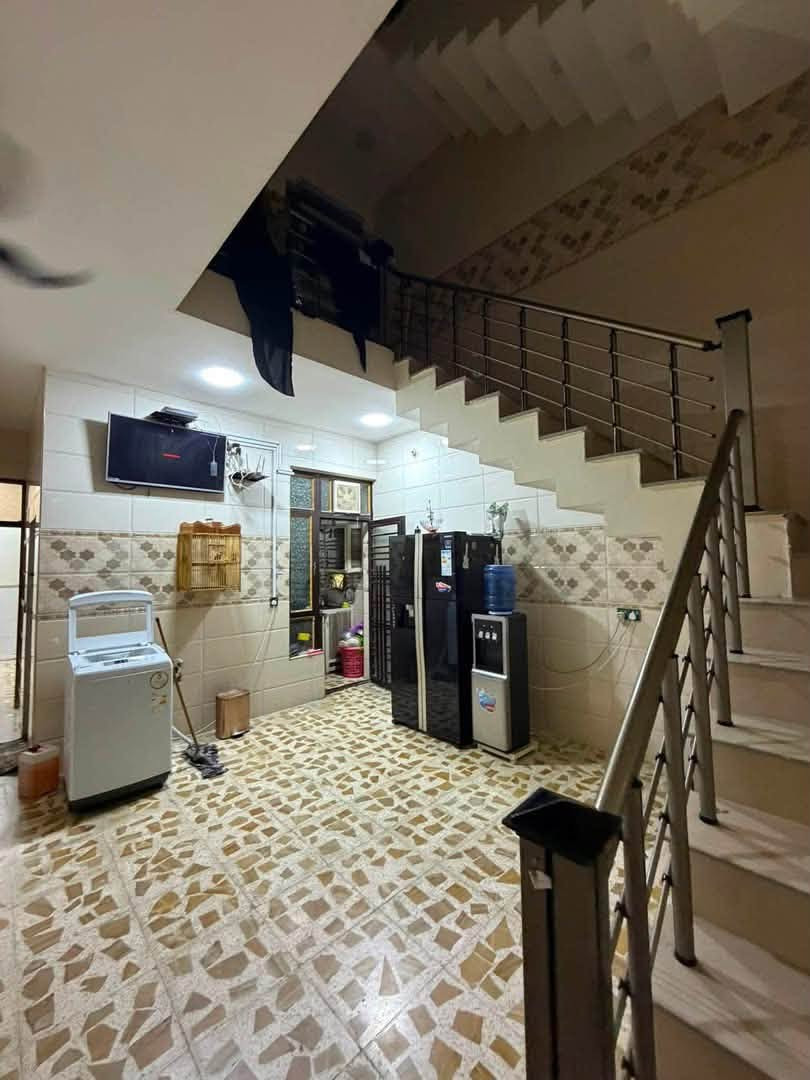 يا الله
دار حديث للبيع في منطقة الشعب مقابل حسينية المصطفى خلف حسينية ام البنين
بناء ٢٠٢٣
ثلاث طوابق / ٤ غرف نوم
المساحة ١٠٠ متر
واجه ٥ متر
نزال ٢٠ متر
للاستفسار/ مكتب الحضارة للوساطة العقارية
***********
