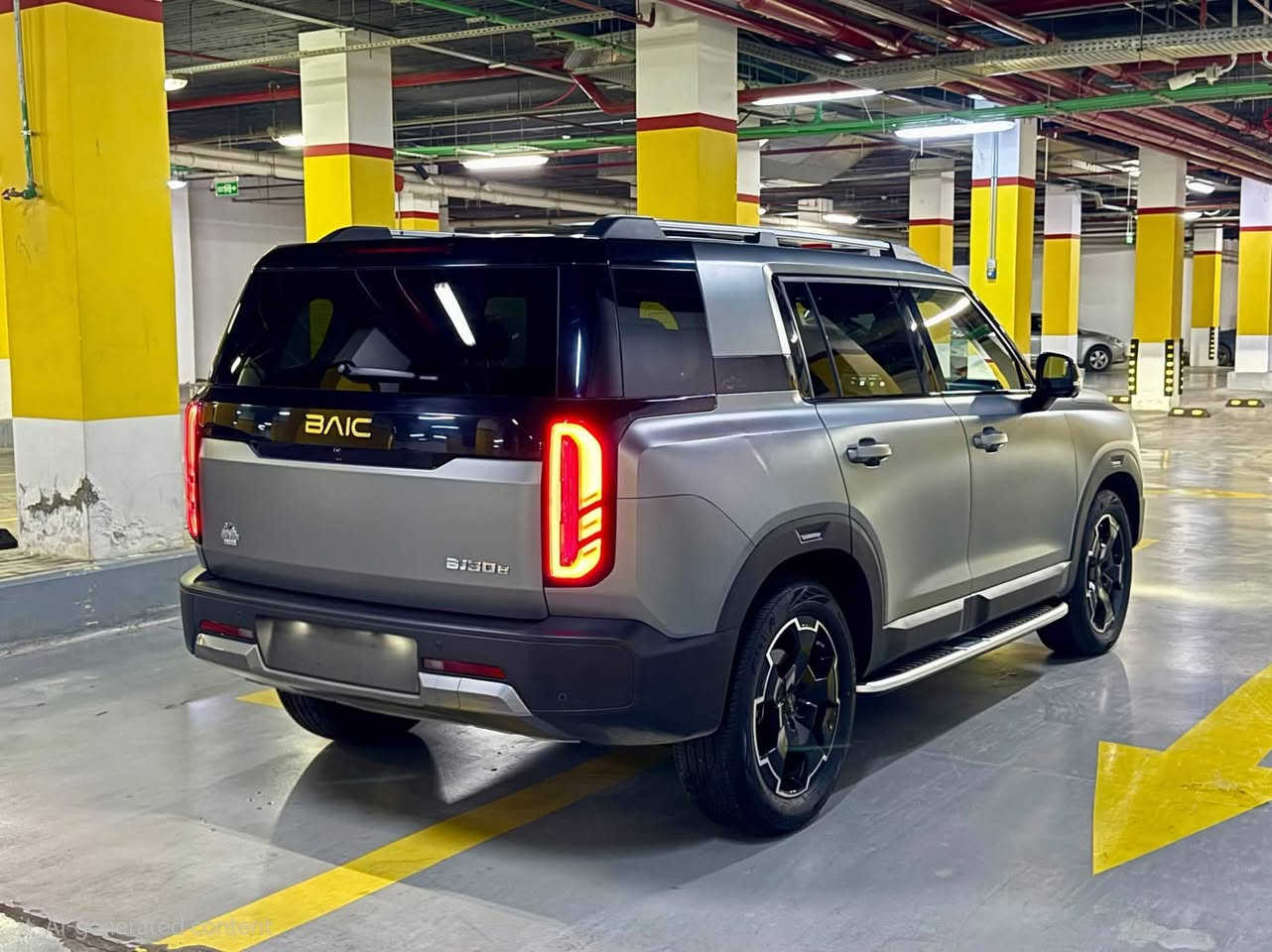 🚗 للبيع بايك bj 30 هايبرد 👍
✅ موديل 2026 بحالة الزيرو 👍

📊 ماشية 3000كيلو فقط 

✅ فووول مواصفات👍

 رقم بغداد باسمي مكفوله من كلشي

⚙️ مواصفاتها .. 👇

⛔ محرك هايبرد هجين

⛔ اقتصادية بصرف الوقود

⛔ دفع رباعي

⛔ انظمة قياده مع نظام مساعد السائق

⛔ ويل 19

⛔ سقف بانوراما

⛔ كاميرات 360 درجة

⛔ شاشة كبيرة

التفاصيل👇

✅ الأداء والقوة المتفجرة:

خيار الهايبيرد (الهجين): محرك تيربو مع محركين كهربائيين بقوة إجمالية مرعبة تصل إلى 403 حصان وعزم دوران 680 نيوتن-متر 

 ✅ نظام دفع رباعي ذكي يضمن لك قهر كل التضاريس.

✅ خيار البنزين: محرك 1.5 لتر تيربو بقوة 185 حصان وعزم 305 نيوتن-متر لأداء سلس وقوي داخل المدينة

✅ البطل في توفير الوقود: نسخة الهايبيرد تقطع مسافة تصل إلى 1000 كم بخزان واحد فقط (سعة 60 لتراً)! 👍

✅ حضور قوي وتصميم هجومي:أبعاد مميزة تمنحك ثباتاً ومساحة داخلية رائعة (الطول 4730 مم، العرض 1910 مم، الارتفاع 1757 مم).إضاءة LED بتصميم عصري مستقبلي يجذب الأنظار.

✅ جنوط ألمنيوم قياس 19 بوصة تضيف لمسة رياضية فاخرة.

✅  مقصورة ذكية ورفاهية بلا حدود:مساحة داخلية واسعة تتسع لـ 5 ركاب براحة تامة، مع مساحة تخزين خلفية عملاقة مناسبة للسفر والرحلات.

✅ سقف بانورامي يمنحك إضاءة طبيعية وشعوراً بالاتساع.

✅ شاشة وسطية عملاقة عالية الدقة للتحكم الكامل بالترفيه وأنظمة القيادة.

✅ أمان متكامل وتكنولوجيا ذكية:نظام كاميرات 360 درجة لرؤية محيطية شاملة.رادارات ذكية وحساسات أمامية وخلفية لتوفير أعلى درجات السلامة.

✅ أنظمة مساعدة القيادة المتطورة للتعامل مع المرتفعات والمنحدرات بكل ثقة.✨

 

*********** واتس اب

وكافة التفاصيل تكون يمك

__________

#سيارات #سيارات_العراق #بيع_سيارات #شراء_سيارات #اعلانات_سيارات #سيارات_بغداد #بايك  #BAIC    #سوق_السيارات #تجارة_السيارات #اسعار_السيارات #سيارات_للبيع #سيارات_مستعملة #تويوتا #كيا #هيونداي #كورولا #سبورتج #سوناتا #النترا #اكسبلور #عروض #اليوم #متوفر #BJ30   #كيا  #BJ30 #هايبرد #2026
