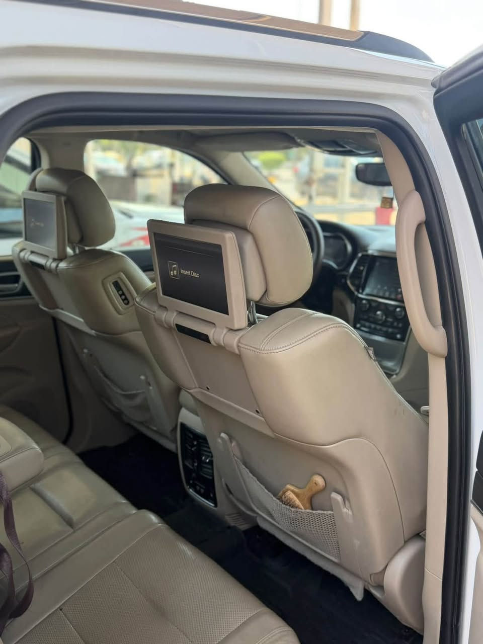 +964 773 622 8595
