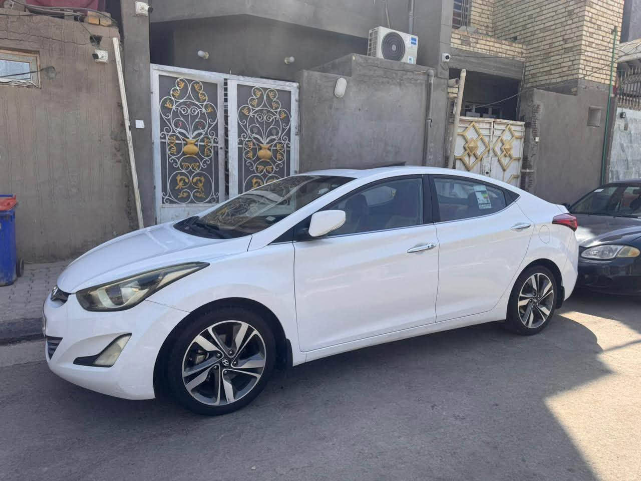سلام عليكم
البيع انتره 14 خليجي
 
فول موصفات 

فتحه سقف 

تشغيل بصمه العدد2 

مري شفط 

كفاله عامه  + بس بارد بصيط بجانب العبري بل باب 

رقم اربيل جديد 

مكان السياره النجف 

السعر 125 بيه مجال  الشراي 

رقمي *********** متواجد وتساب
