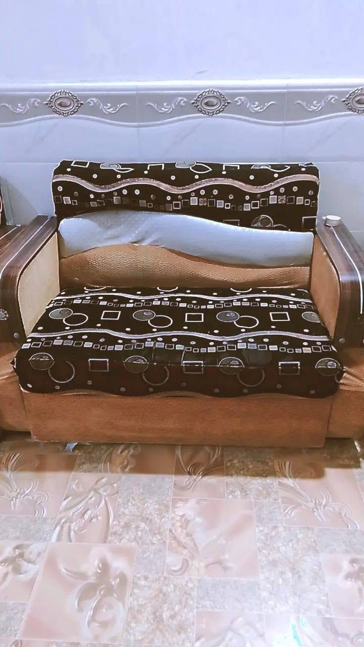 قنفات • ٤ قطع • ٦ مقاعد