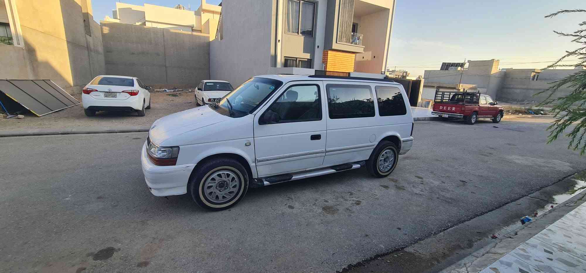 كلايزر موديل ١٩٩٢ كير محرك كامري تبريد شغال سيارة جاهزة كلشي شرط بدون ضرر سنوية مشروع رقم دولي كوبون بانزين موجود طاير جديد بطارية جديد صدر امامي و خلفي جديد ترايك وين مايعجبك شرط تحويل كل كهربائياته شغال كيجات كله يشتغل سعر ٤٧ ومجال عنوان كركوك ***********.......***********
