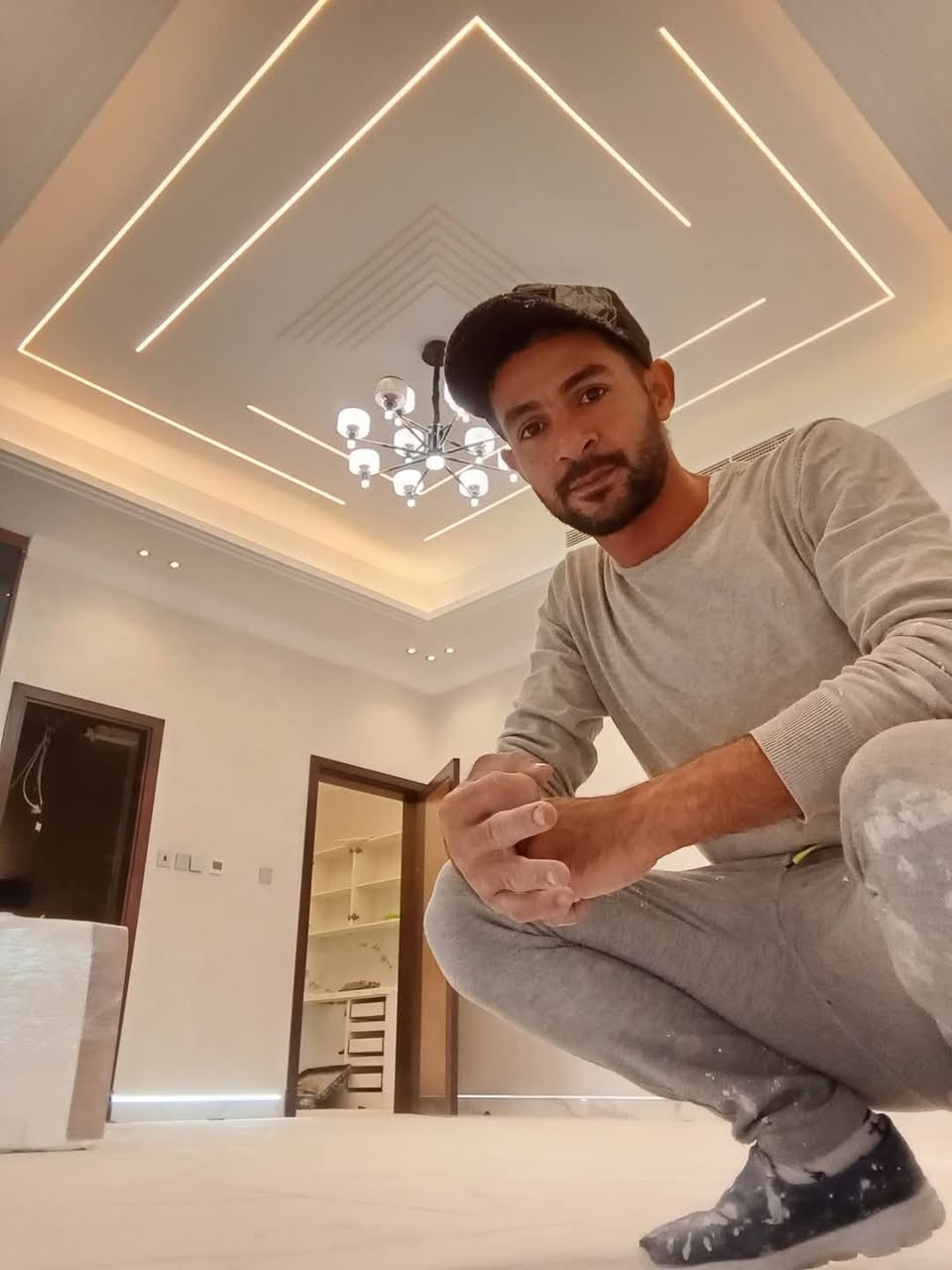 ابو ديكورات مصري صبغ جبسمبورد
بغداد ***********
