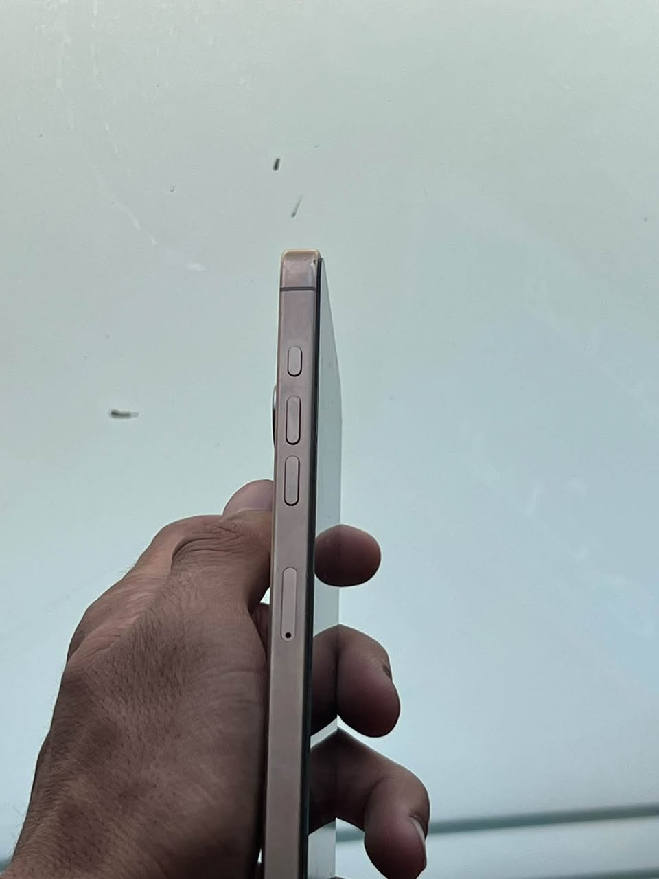 آيفون 16 برو ماكس نضافه جهاز ٩٥٪؜ 
فقط خدوش بأطراف جهاز اصلي ما مبدل آي شي بي
اصلي اصلي 
ذاكرة 256 
سعر مليون وربع بس مجال بسيط 
مكاني بصره . أبي الخصيب
شراب اتصل ***********
