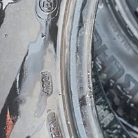 تاير • مقاس ٢٣٥/٧٠/١٦ • نجف