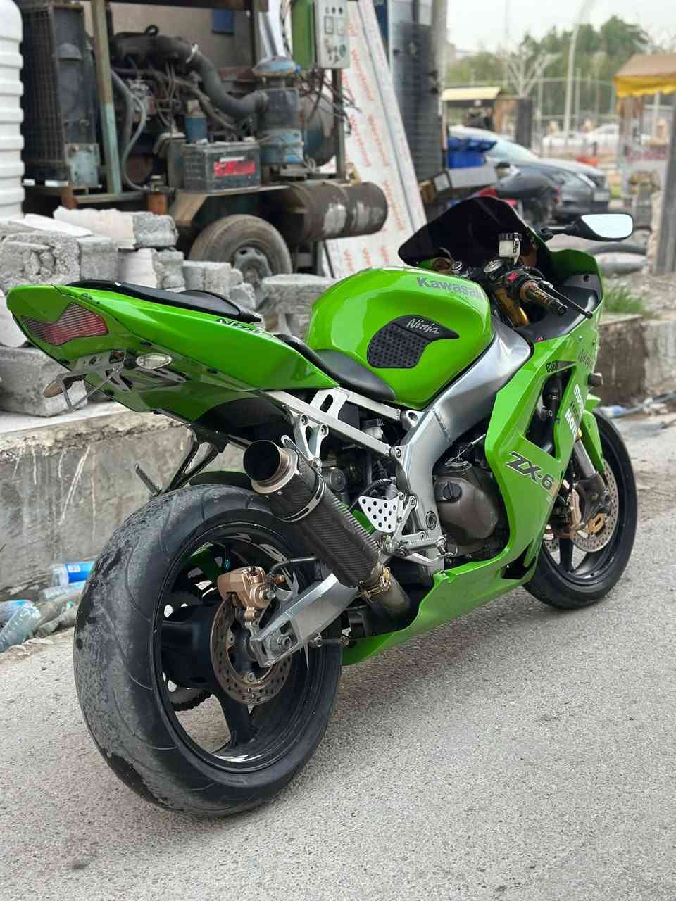 كاوسكي • ٢٠٠٤ • مكينة مكفولة