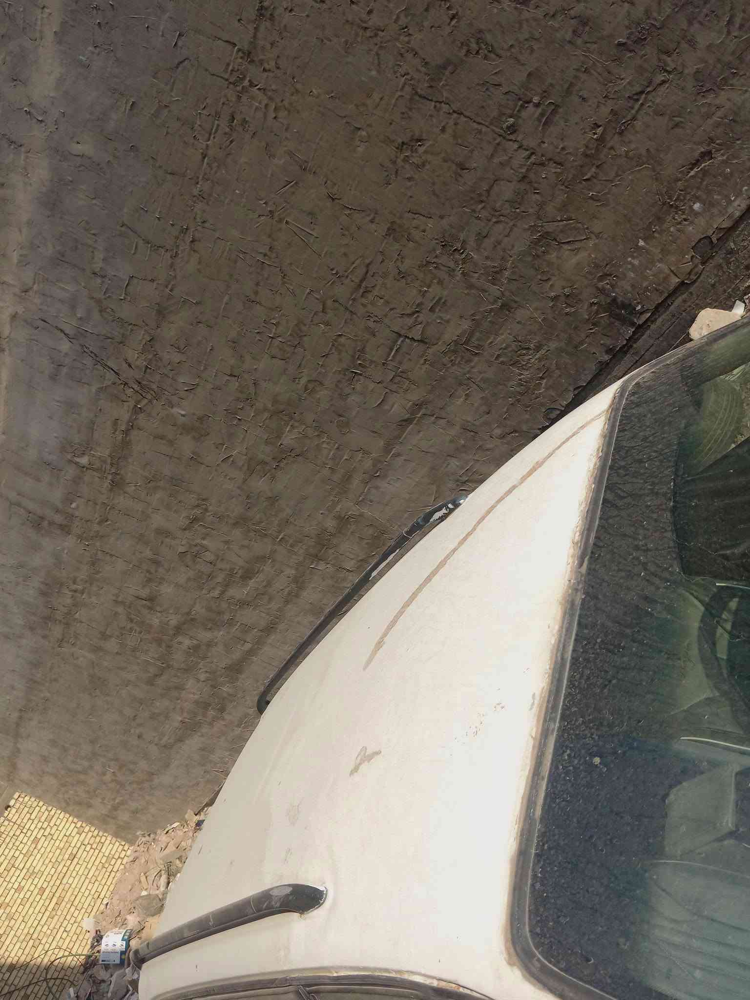 السلام عليكم عندي هاي السيارة للبيع اوبل اوميكا بزون استيشن موديل ١٩٩٦ رقم بغداد انكليزي سياره جاهزه وشغاله وخدميه مال كراب مكينه وكير اوتوماتيك محرك برنس لا صرف لا تبخير وكير كهربائيات كله شغاله صدر أمامي و خلفي جديد تخم تاير جديد مكاني بغداد السعر ٢٦ ورقه بي مجال للاتصال *********** للبيع فقط
