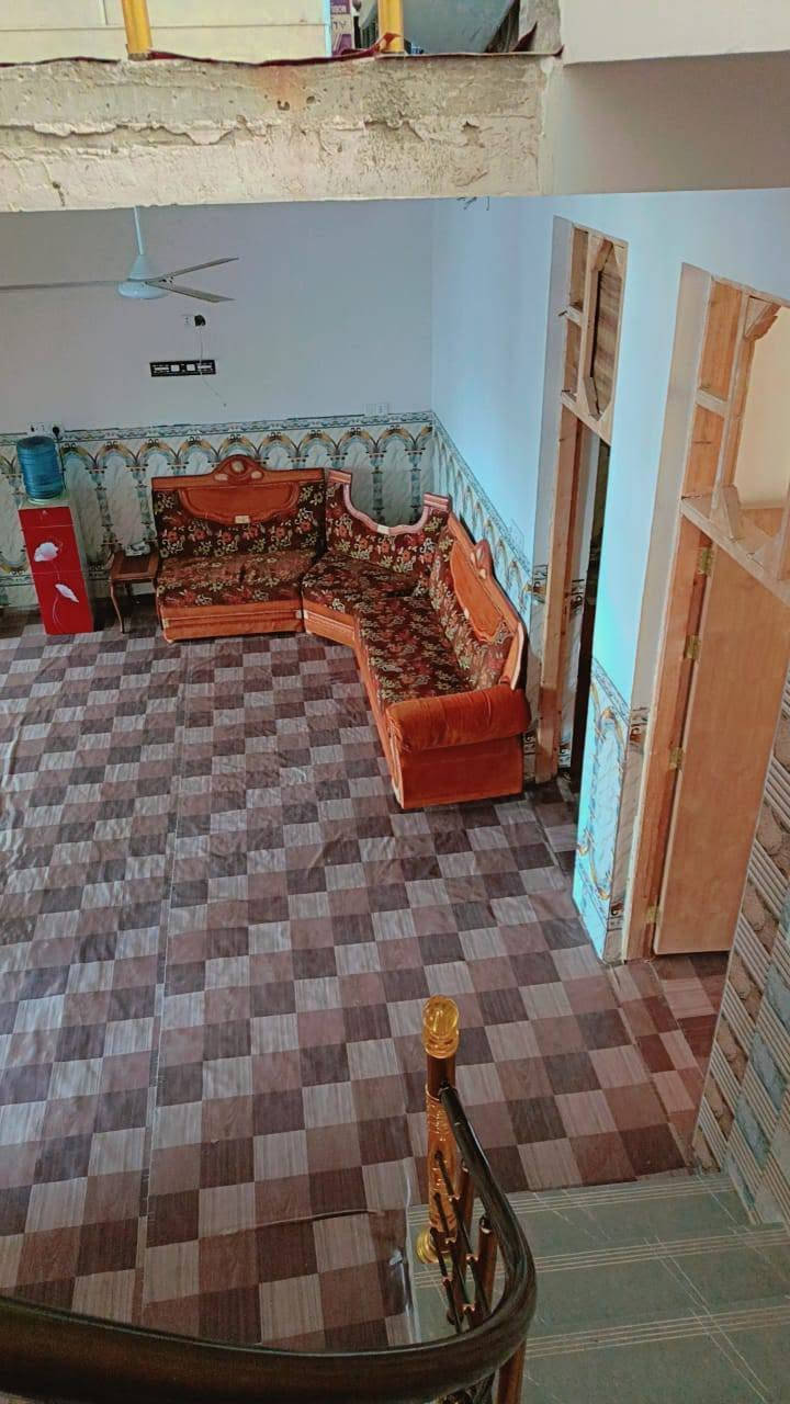 تفاصيل البيت
طابو زراعي سند ٢٥
المساحه ١٩٠م واقع حال
الواجهة ١١ والنزال ١٨
الموقع حي الصحه خلف المسبح الأولمبي
يتكون من طابقين
الطابق الأول غرفتين نوم ومطبخ وصاله مفتوحه على الهول ومجمع صحيات عدد ٢ داخليه وخارجيه
الطابق الثاني غرفتين نوم وهول ومجمع صحيات
البيت كامل من جميع التفاصيل البناء ما عدا الارضيه البيت  والواجهيه
السعر ١٤٥ مليون  للتواصل هذا الرقم ***********
