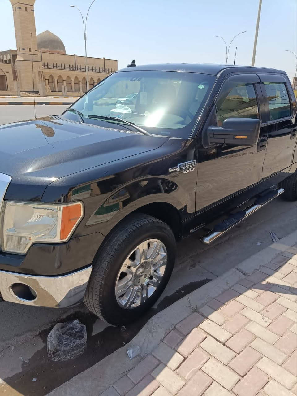 السلام عليكم 
مكلف بالنشر
رقم صاحبها والسونار بالمنشور
فورد اف 150 موديل 2012
باب طويل بدي قصير 
رقم اربيل دولي باسمي 
شركه نيفا خليجي 
 بيها صبغ شبرين اثر شخط السياره كفاله عامه
١٥٠ سعرها وبيها مجال
مكان السيارة صلاح الدين بيجي 
+964 770 668 2827
***********

نص مكتوب في الصور:
- 1
