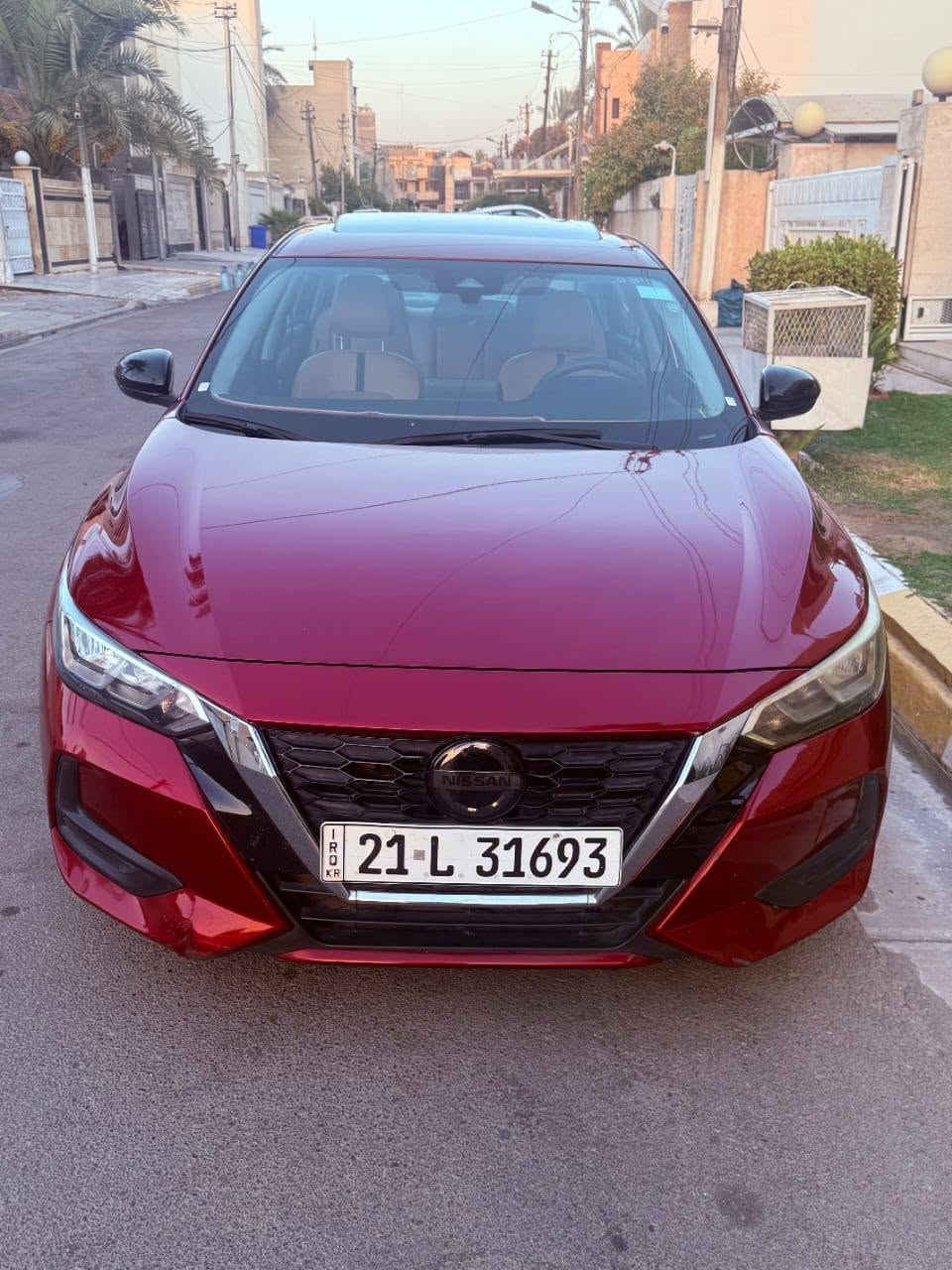 السـلام عليــكم
للبيــع ...
NISSAN SENTRA
مواصفات الـSV PLUSE
موديل 2023 .
مكينه حجم 2.0 .
كير اوتوماتيك .
ماشيه 72,000km
داخل مشمشي .
بصمه ودوخول ذكي .
شاشه وسطيه .
تحكمات ستيرن .
كشن جلد قرميدي مشمشي .
كشنات كهرباء .
رادار ونقطه عمياء .
فتحة سقف . 
وباقي المواصفات .

السياره رقم 21 سليمانيه .
السنويه بأسمي لغاية 2028 ، شرط التحويل
السياره وارد امريكي بيه چاملغ امامي سايق فقط ، ايرباك برده وراجع الايرباك بلادي يعني مو دايود.
بيها ملاحظات (شخوط) بسيطة 
مكان السيارة بغداد حي الجامعة 
تحويلها ثاني يوم
للتواصل
***********
او خاص
رقم الشاصي (( 3N1AB8CV8PY224561 )
