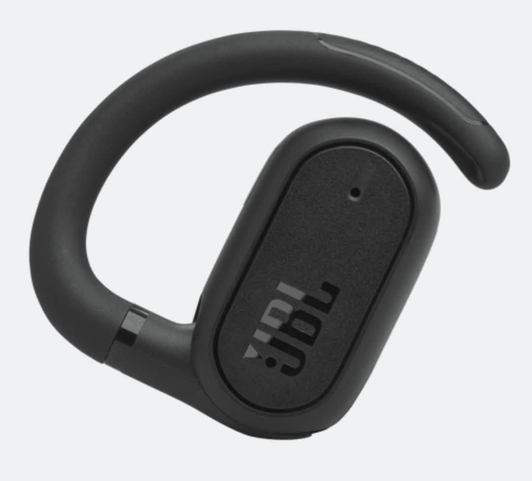 📦 للبيع: سماعات الـ Open-Ear اللاسلكية JBL Soundgear Sense (جديدة بالعلبة) 

🎧عش تجربة صوتية استثنائية مع الحفاظ على تواصلك بالعالم المحيط بك! 

نقدم لكم سماعة JBL Soundgear Sense الأصلية، الحائزة على جائزة التصميم Reddot لعام 2023.

✨ أبرز المواصفات والميزات:تصميم الأذن المفتوحة (Open Ear): 

راحة تامة طوال اليوم وثبات ممتاز أثناء الحركة والرياضة دون الضغط على الأذن.

صوت نقي وقوي: مدعومة بتقنية JBL OpenSound لتقديم تجربة استماع غنية وباس متوازن.

مكالمات واضحة جداً: تحتوي على 4 ميكروفونات مدمجة لعزل الضوضاء وضمان نقاء الصوت أثناء الاتصال.

بطارية تدوم طويلًا: استماع متواصل حتى 24 ساعة (6 ساعات في السماعة + 18 ساعة إضافية من علبة الشحن).

مقاومة للماء والغبار: معيار IP54 يجعلها مثالية للتمارين الرياضية والاستخدام اليومي تحت مختلف الظروف.

📐 حالة المنتج: جديدة تماماً داخل العلبة الخاصة بها بكامل ملحقاتها.
***********
