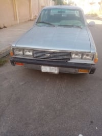 كرونا موديل 1982  كاربون بنزين ورقي  الرقم قديم السياره جاهزه السعر 14...